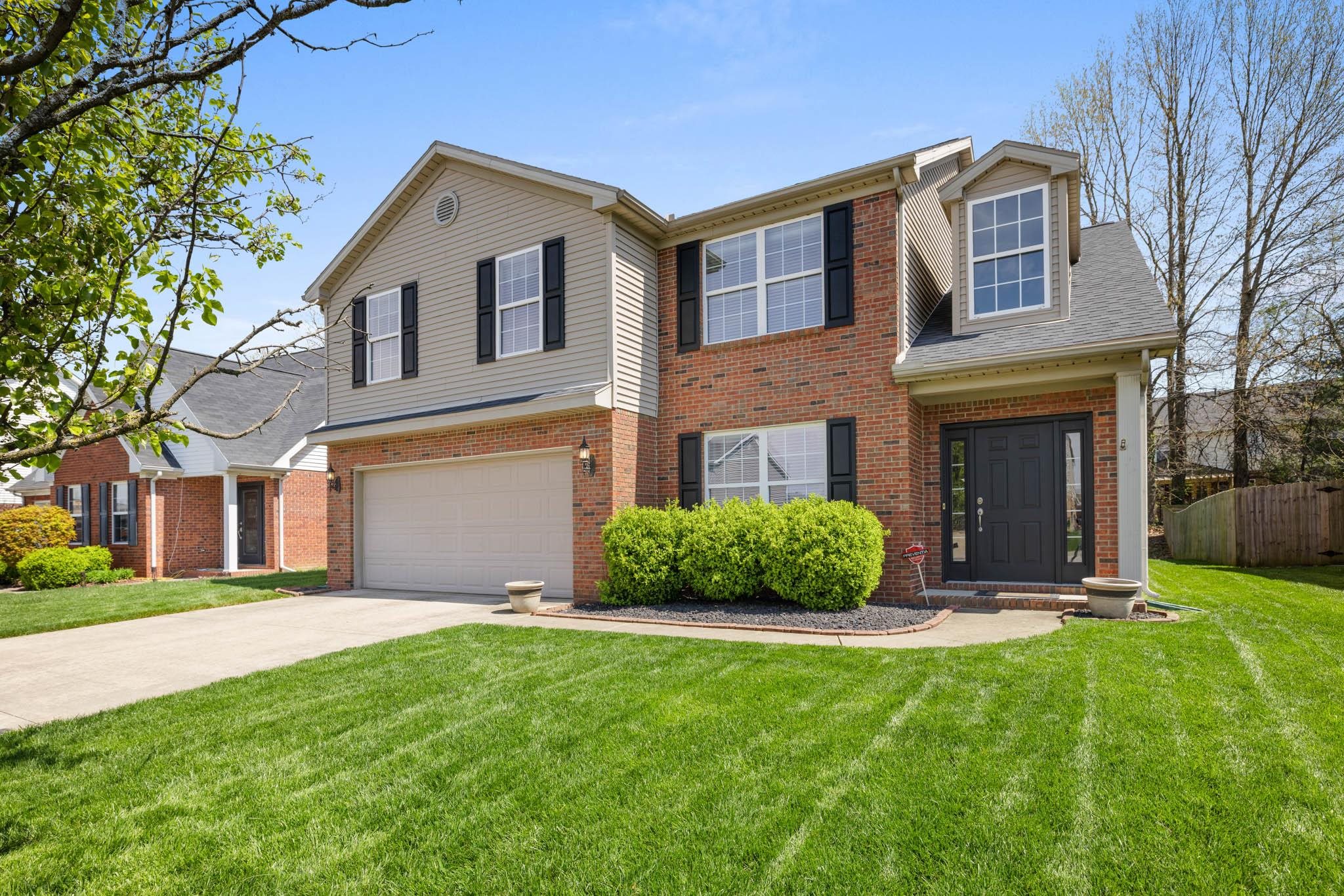 4513 Shady Creek Cove, Owensboro, Kentucky 42303, 4 Bedrooms Bedrooms, ,2 BathroomsBathrooms,Single Family Residence,For Sale,Shady Creek Cove,91935