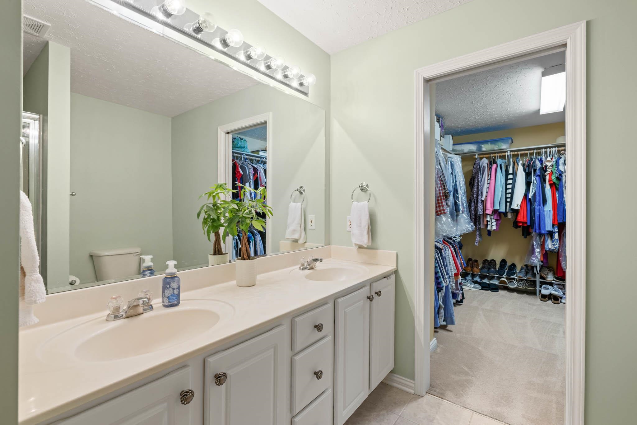 4513 Shady Creek Cove, Owensboro, Kentucky 42303, 4 Bedrooms Bedrooms, ,2 BathroomsBathrooms,Single Family Residence,For Sale,Shady Creek Cove,91935