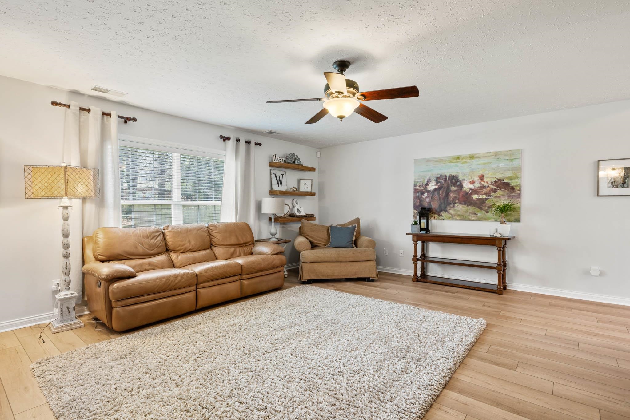 4513 Shady Creek Cove, Owensboro, Kentucky 42303, 4 Bedrooms Bedrooms, ,2 BathroomsBathrooms,Single Family Residence,For Sale,Shady Creek Cove,91935