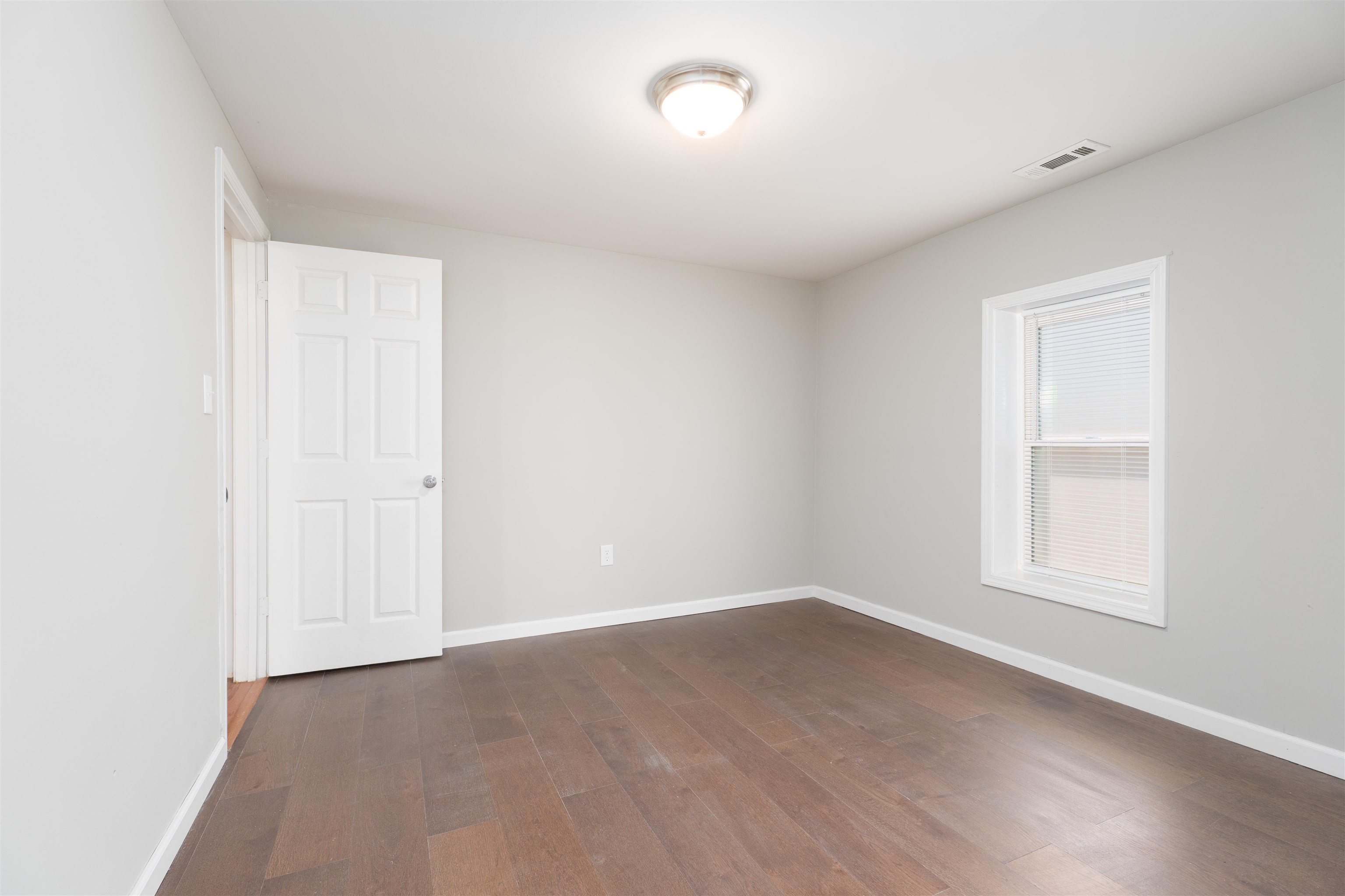 3309 Adams St, Owensboro, Kentucky 42303, 3 Bedrooms Bedrooms, ,1 BathroomBathrooms,Single Family Residence,For Sale,Adams St,91940