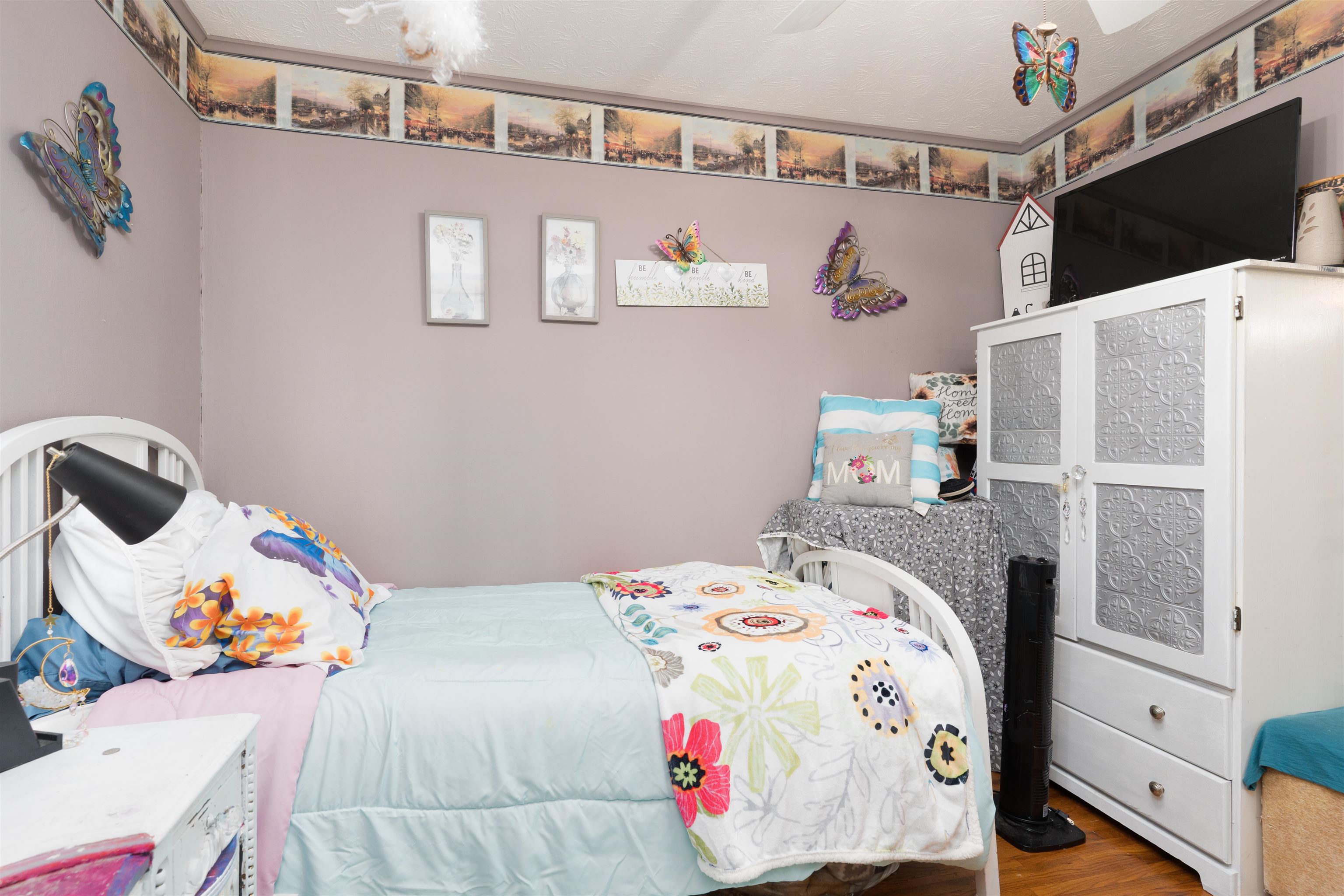 3216 St. Ann Street, Owensboro, Kentucky 42303, 3 Bedrooms Bedrooms, ,1 BathroomBathrooms,Single Family Residence,For Sale,St. Ann Street,91944