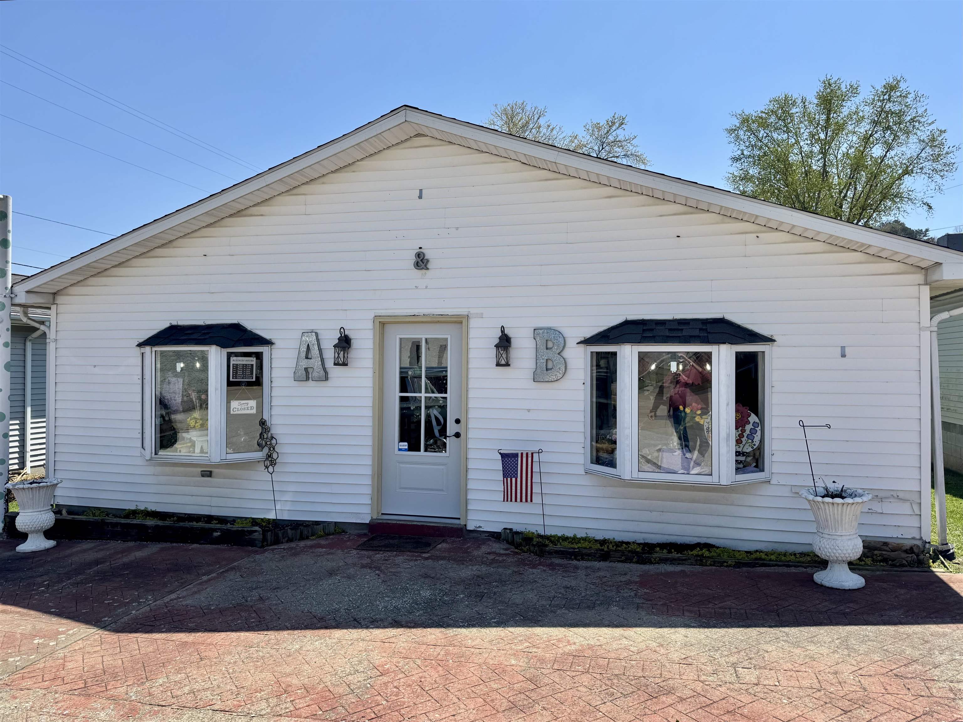 160 Main Cross St N, Hawesville, Kentucky 42348, ,Business,For Sale,Main Cross St N,91945