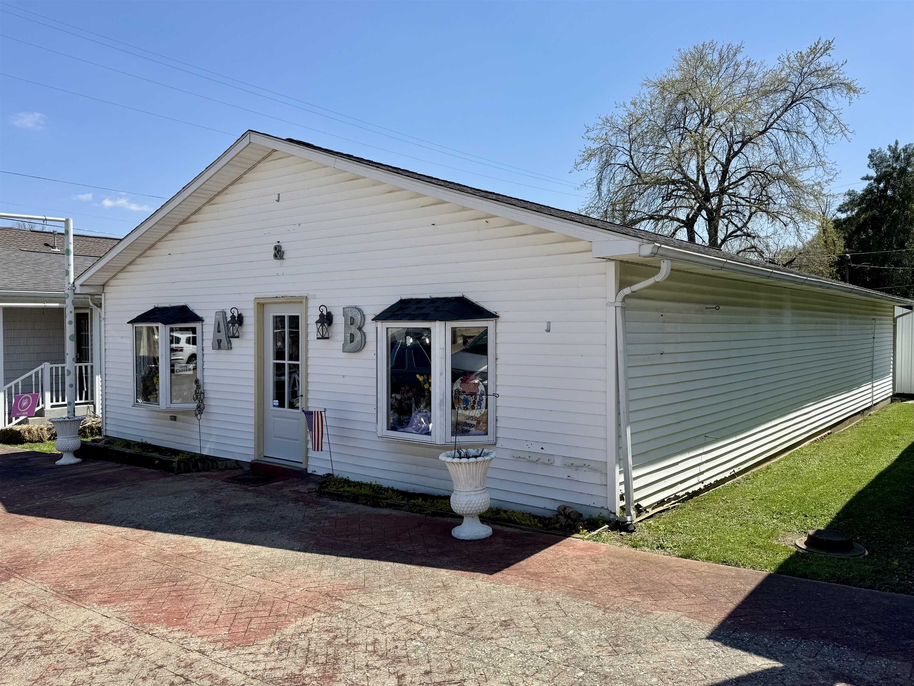 160 Main Cross St N, Hawesville, Kentucky 42348, ,Business,For Sale,Main Cross St N,91945