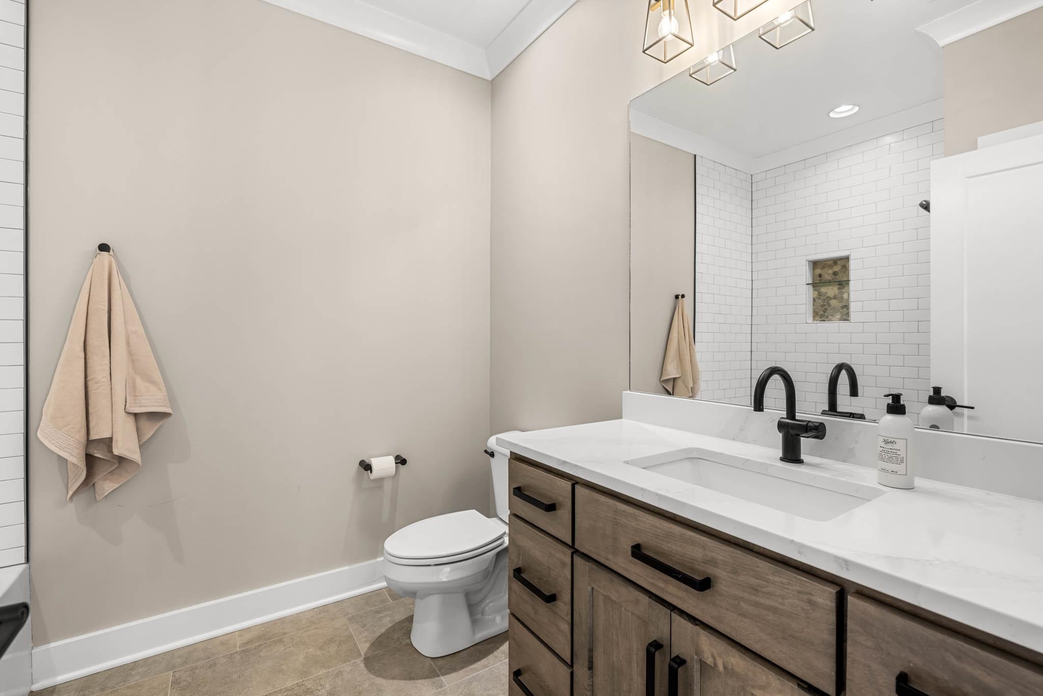 5044 Bridgewood, Owensboro, Kentucky 42303, 6 Bedrooms Bedrooms, ,4 BathroomsBathrooms,Single Family Residence,For Sale,Bridgewood,91946