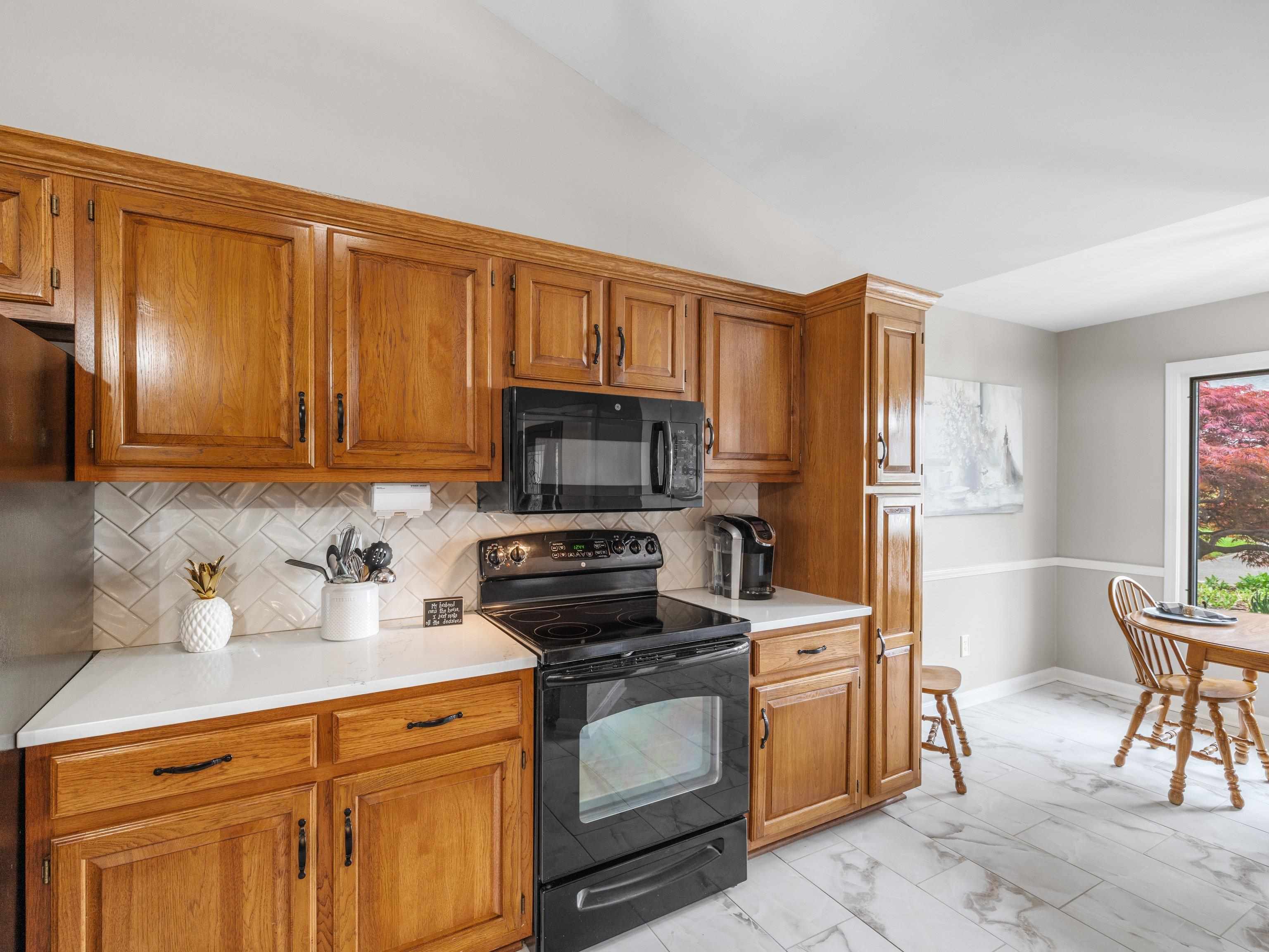 2246 Becklynn Drive, Owensboro, Kentucky 42303, 4 Bedrooms Bedrooms, ,3 BathroomsBathrooms,Single Family Residence,For Sale,Becklynn Drive,91953