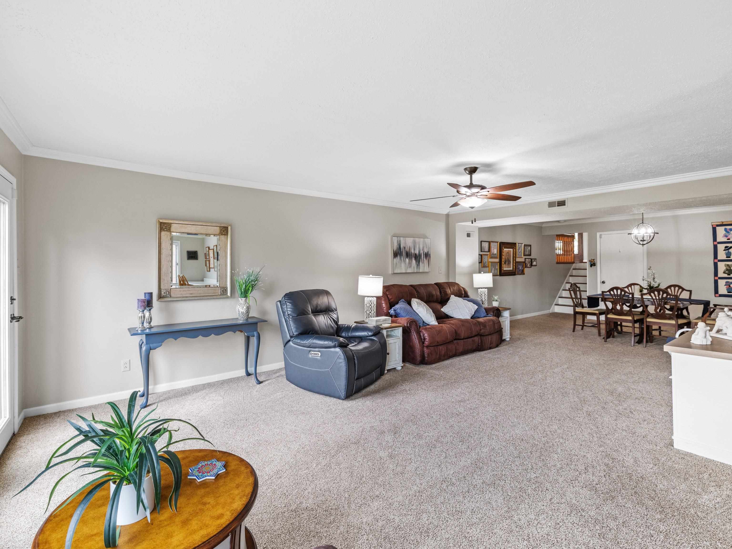 2246 Becklynn Drive, Owensboro, Kentucky 42303, 4 Bedrooms Bedrooms, ,3 BathroomsBathrooms,Single Family Residence,For Sale,Becklynn Drive,91953