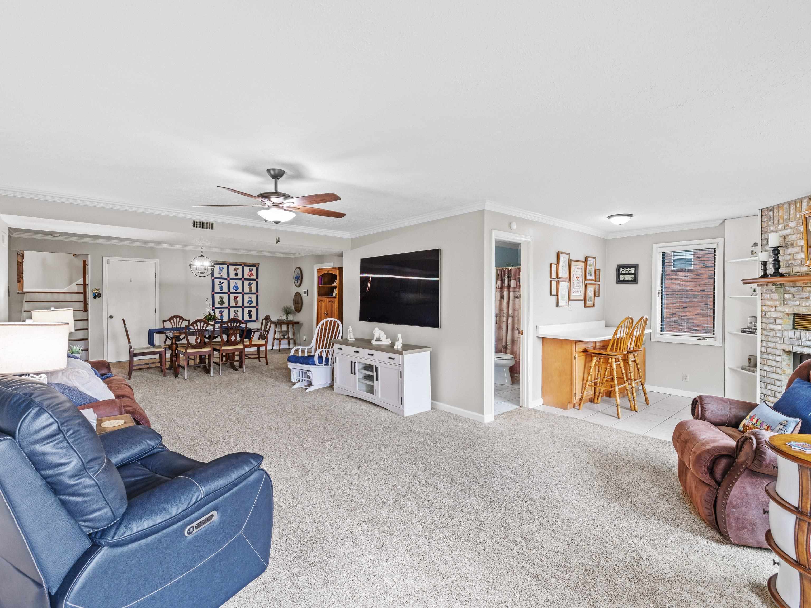 2246 Becklynn Drive, Owensboro, Kentucky 42303, 4 Bedrooms Bedrooms, ,3 BathroomsBathrooms,Single Family Residence,For Sale,Becklynn Drive,91953
