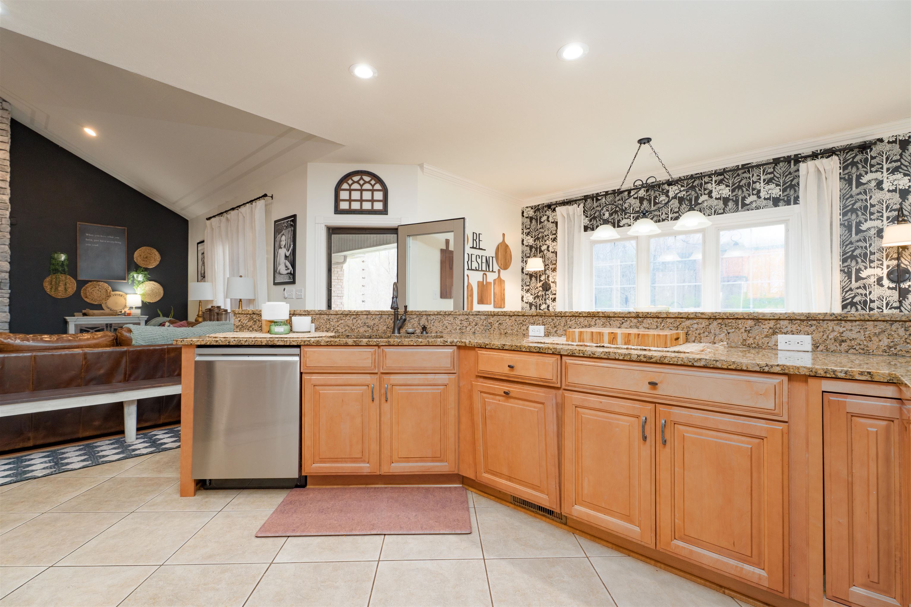 752 Liberty Road, Beaver Dam, Kentucky 42320, 4 Bedrooms Bedrooms, ,3 BathroomsBathrooms,Single Family Residence,For Sale,Liberty Road,91954