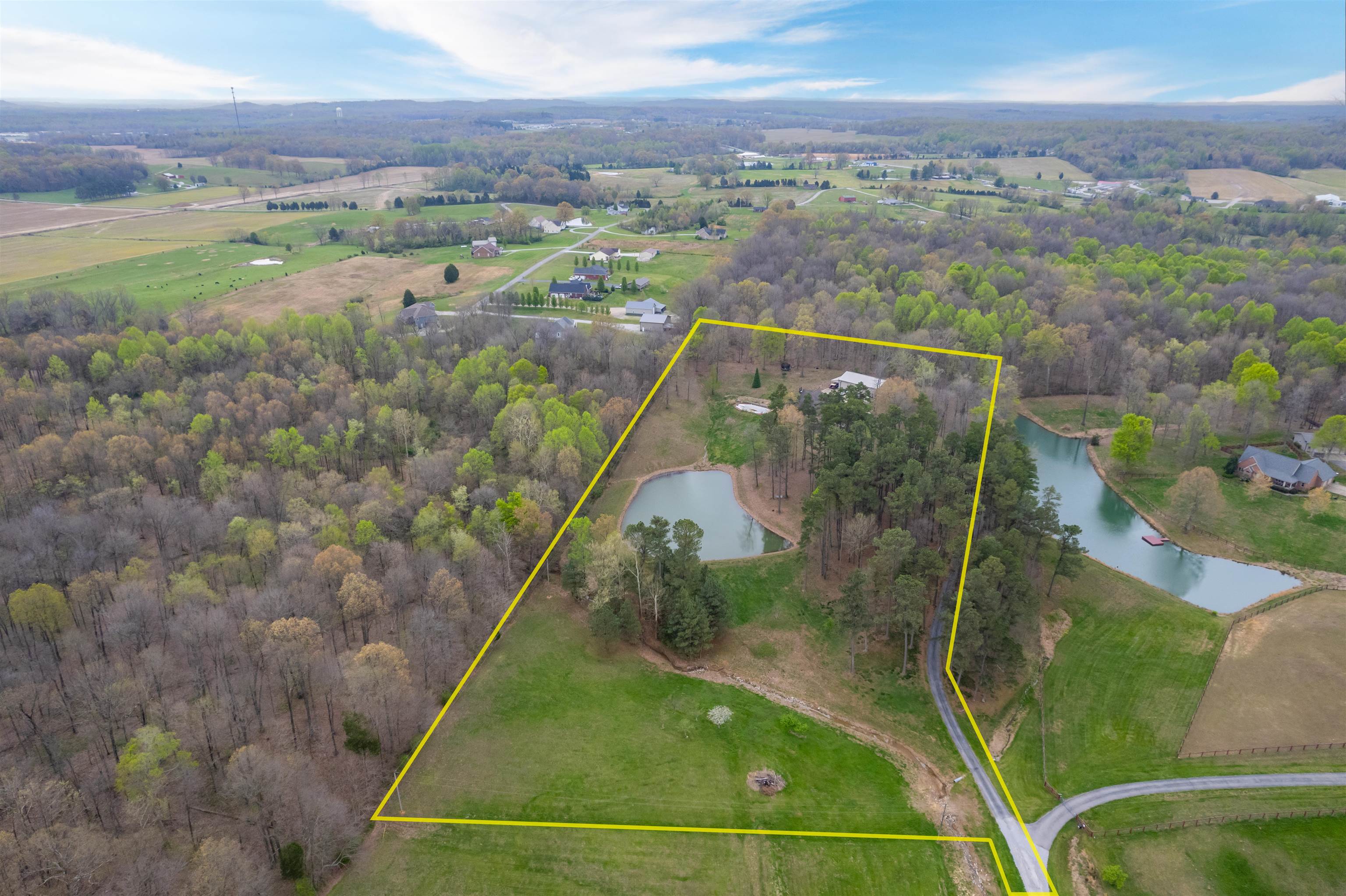 752 Liberty Road, Beaver Dam, Kentucky 42320, 4 Bedrooms Bedrooms, ,3 BathroomsBathrooms,Single Family Residence,For Sale,Liberty Road,91954