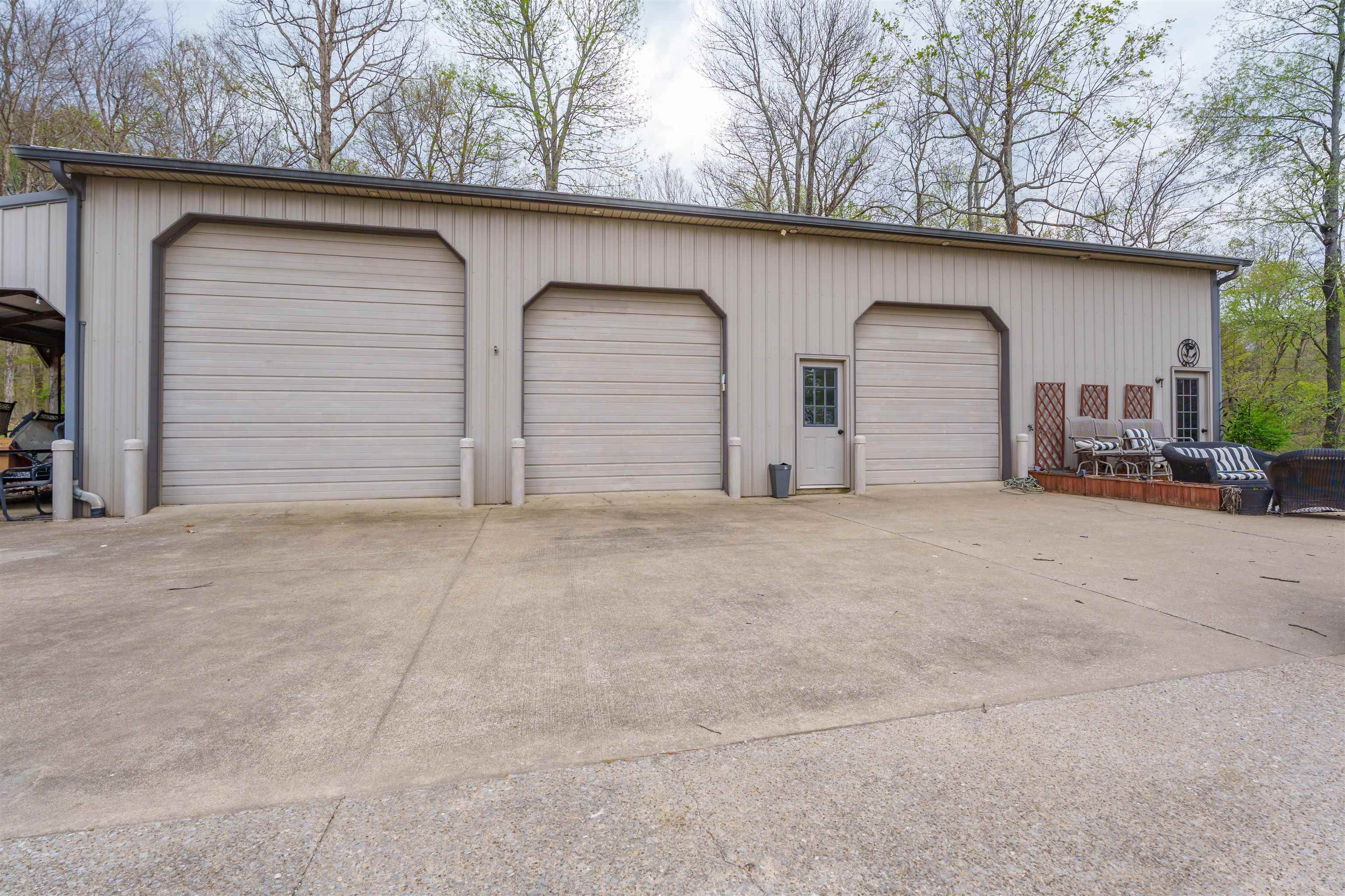 752 Liberty Road, Beaver Dam, Kentucky 42320, 4 Bedrooms Bedrooms, ,3 BathroomsBathrooms,Single Family Residence,For Sale,Liberty Road,91954