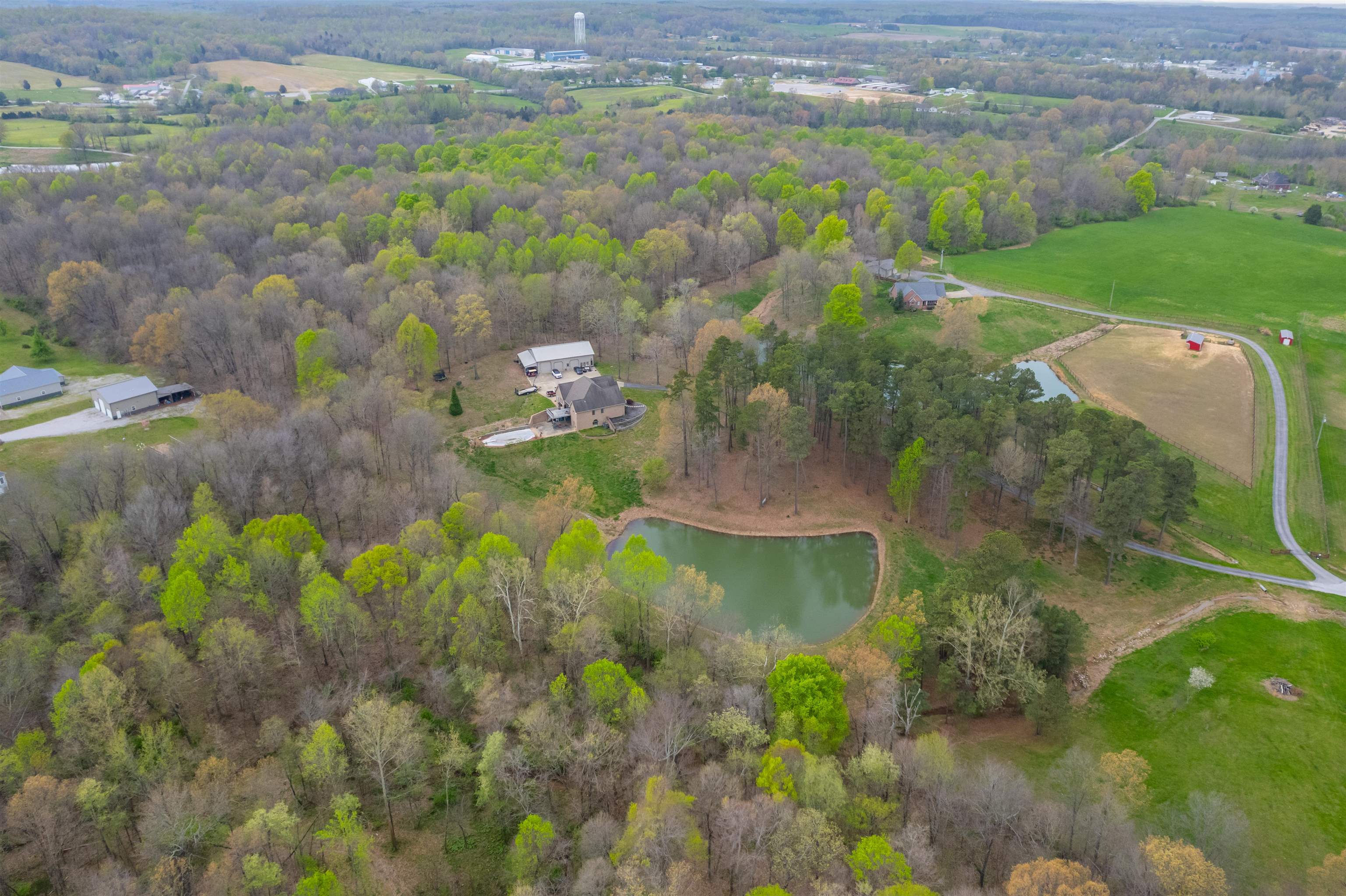 752 Liberty Road, Beaver Dam, Kentucky 42320, 4 Bedrooms Bedrooms, ,3 BathroomsBathrooms,Single Family Residence,For Sale,Liberty Road,91954