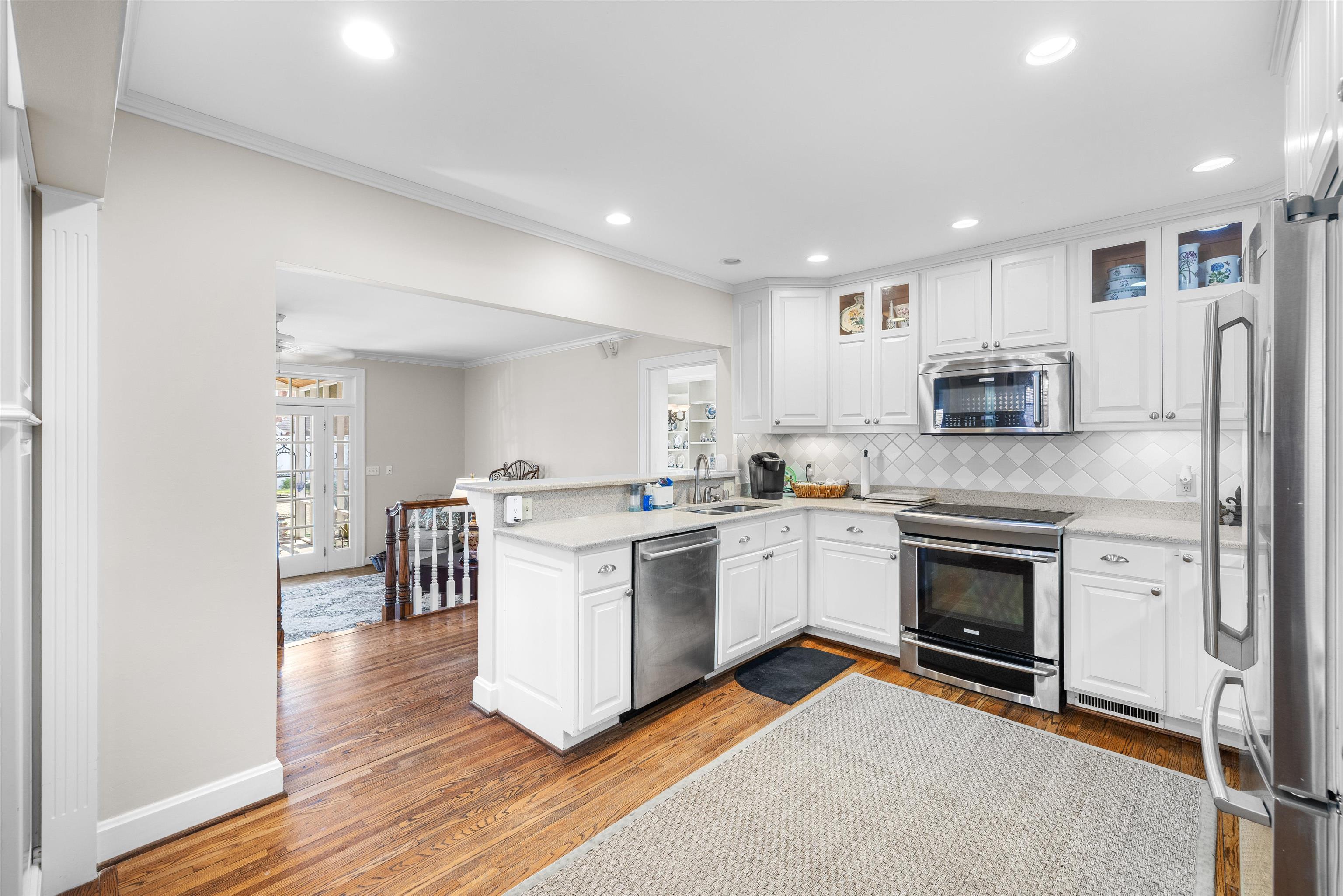 2019 Littlewood Dr, Owensboro, Kentucky 42301, 4 Bedrooms Bedrooms, ,3 BathroomsBathrooms,Single Family Residence,For Sale,Littlewood Dr,91959