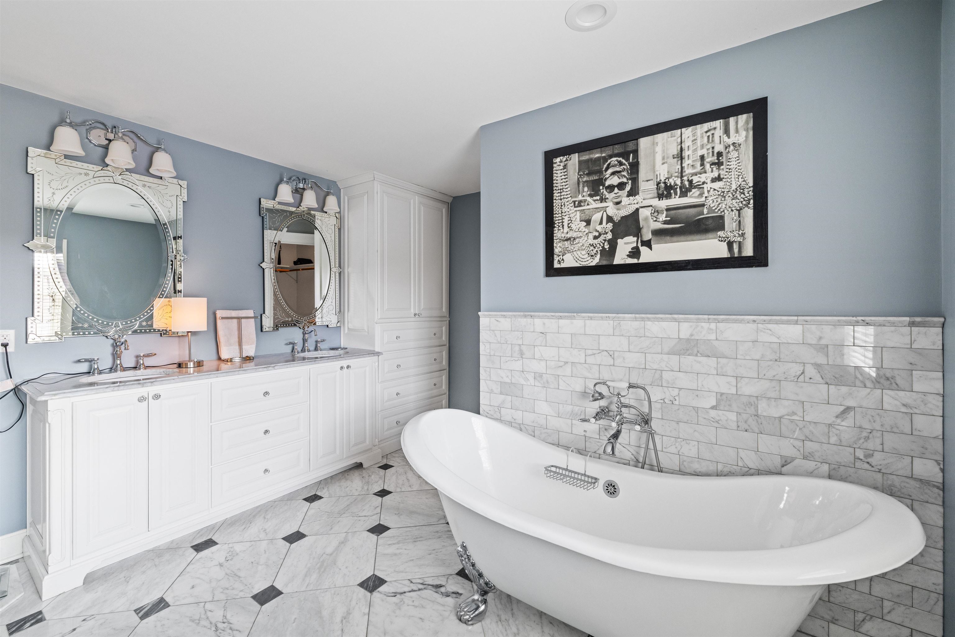 2019 Littlewood Dr, Owensboro, Kentucky 42301, 4 Bedrooms Bedrooms, ,3 BathroomsBathrooms,Single Family Residence,For Sale,Littlewood Dr,91959