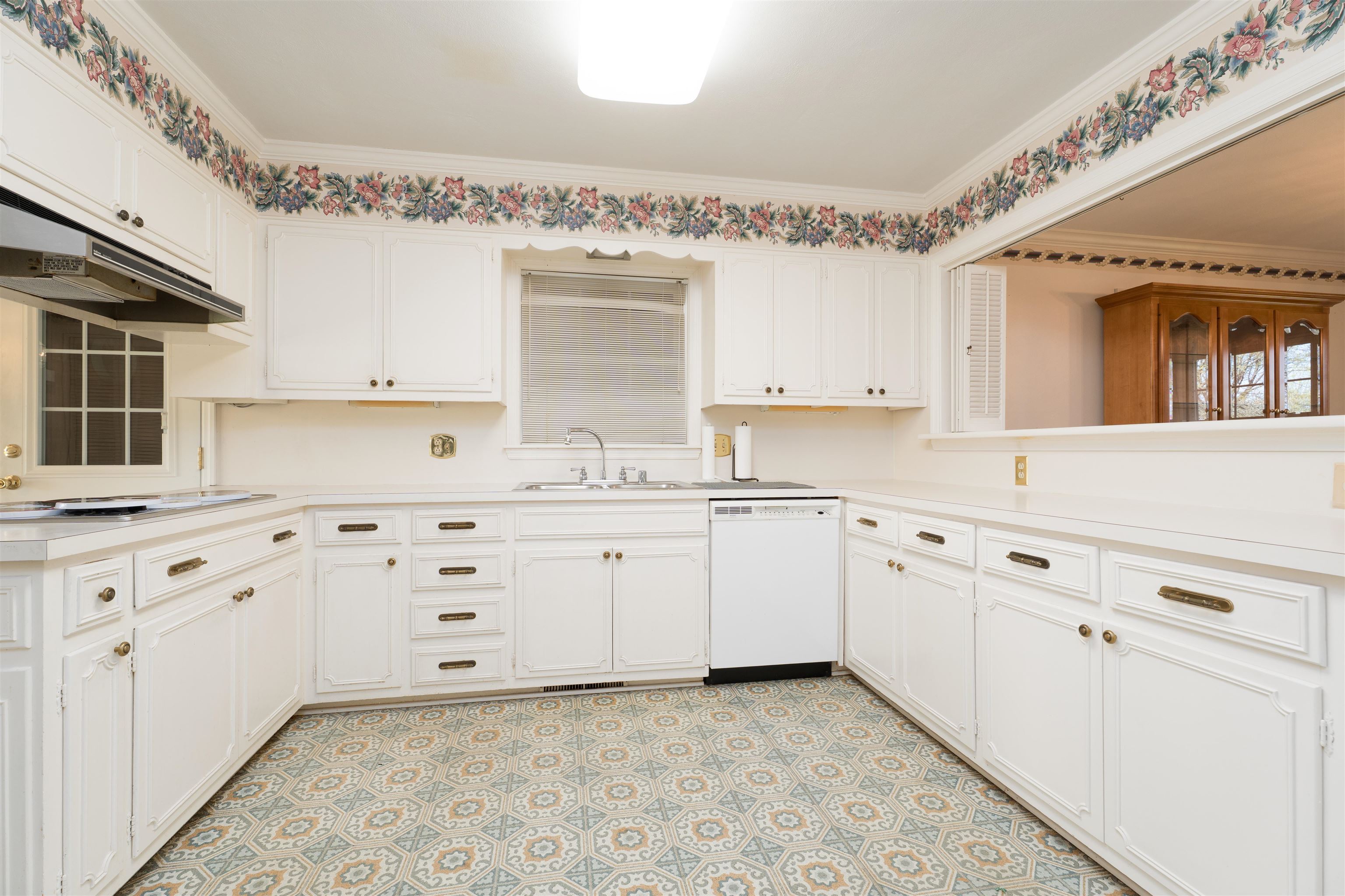 3600 Ashlawn Dr, Owensboro, Kentucky 42301, 3 Bedrooms Bedrooms, ,2 BathroomsBathrooms,Single Family Residence,For Sale,Ashlawn Dr,91962