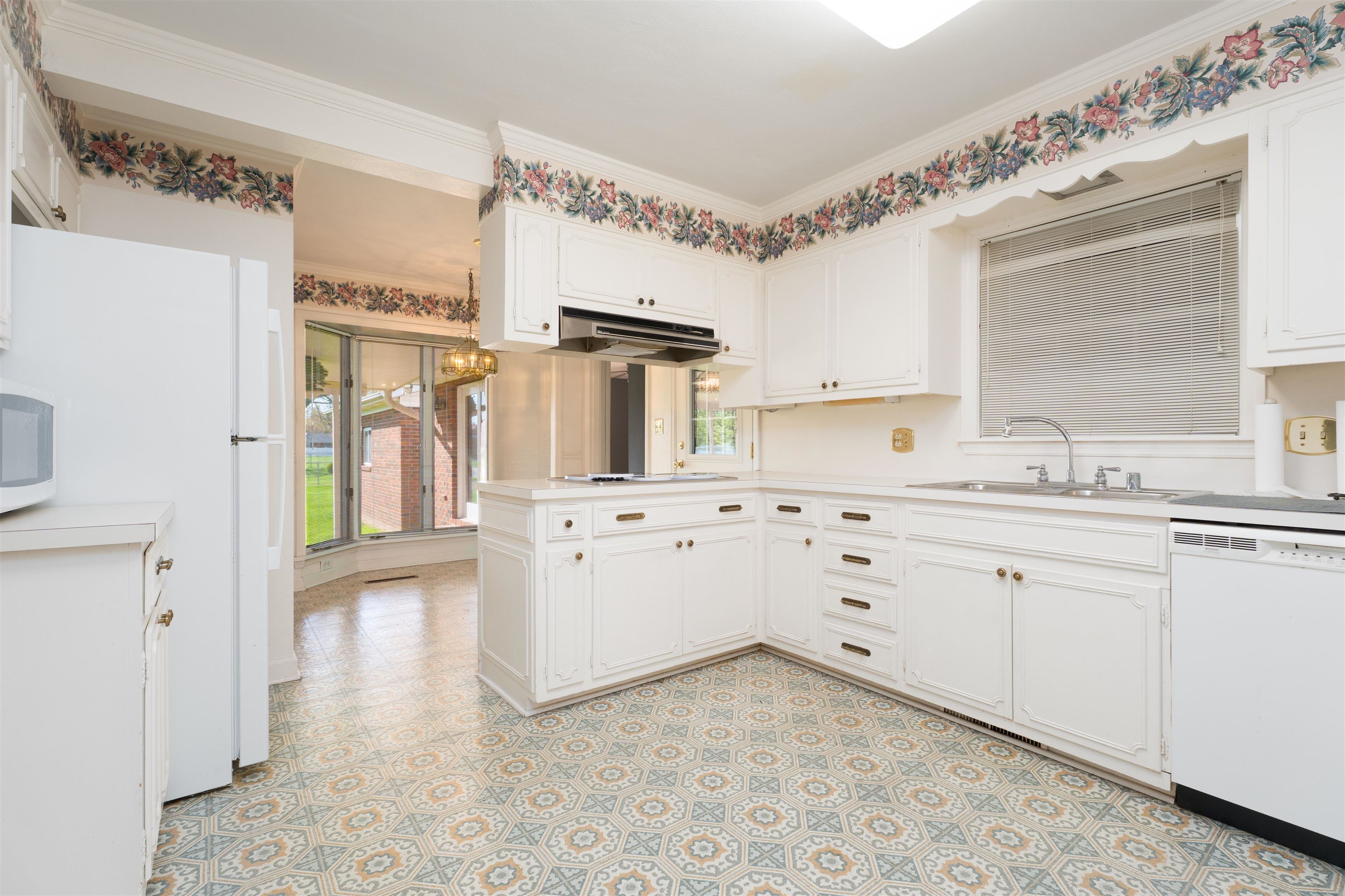3600 Ashlawn Dr, Owensboro, Kentucky 42301, 3 Bedrooms Bedrooms, ,2 BathroomsBathrooms,Single Family Residence,For Sale,Ashlawn Dr,91962
