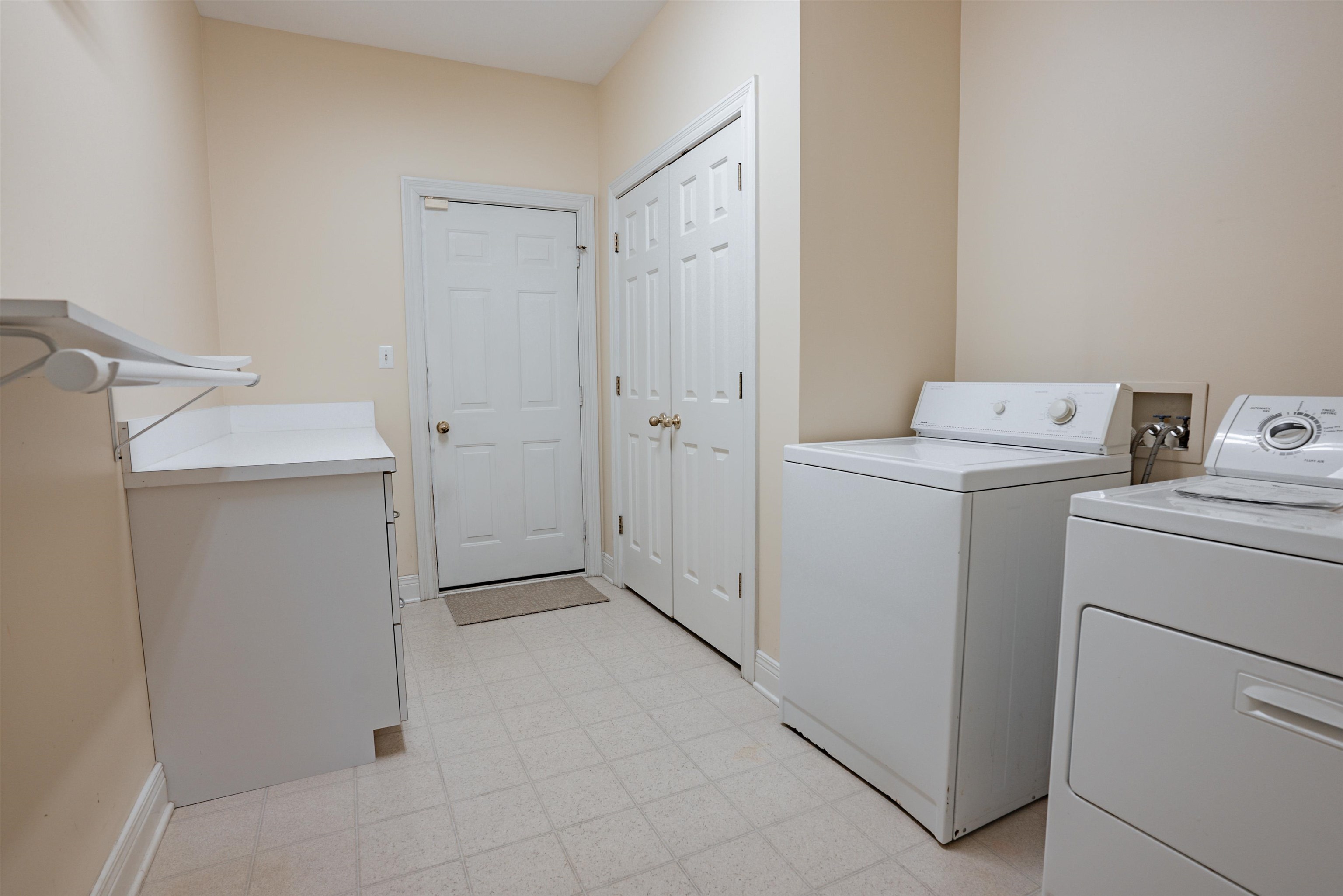 3116 Spring Run, Owensboro, Kentucky 42303, 3 Bedrooms Bedrooms, ,2 BathroomsBathrooms,Single Family Residence,For Sale,Spring Run,91966