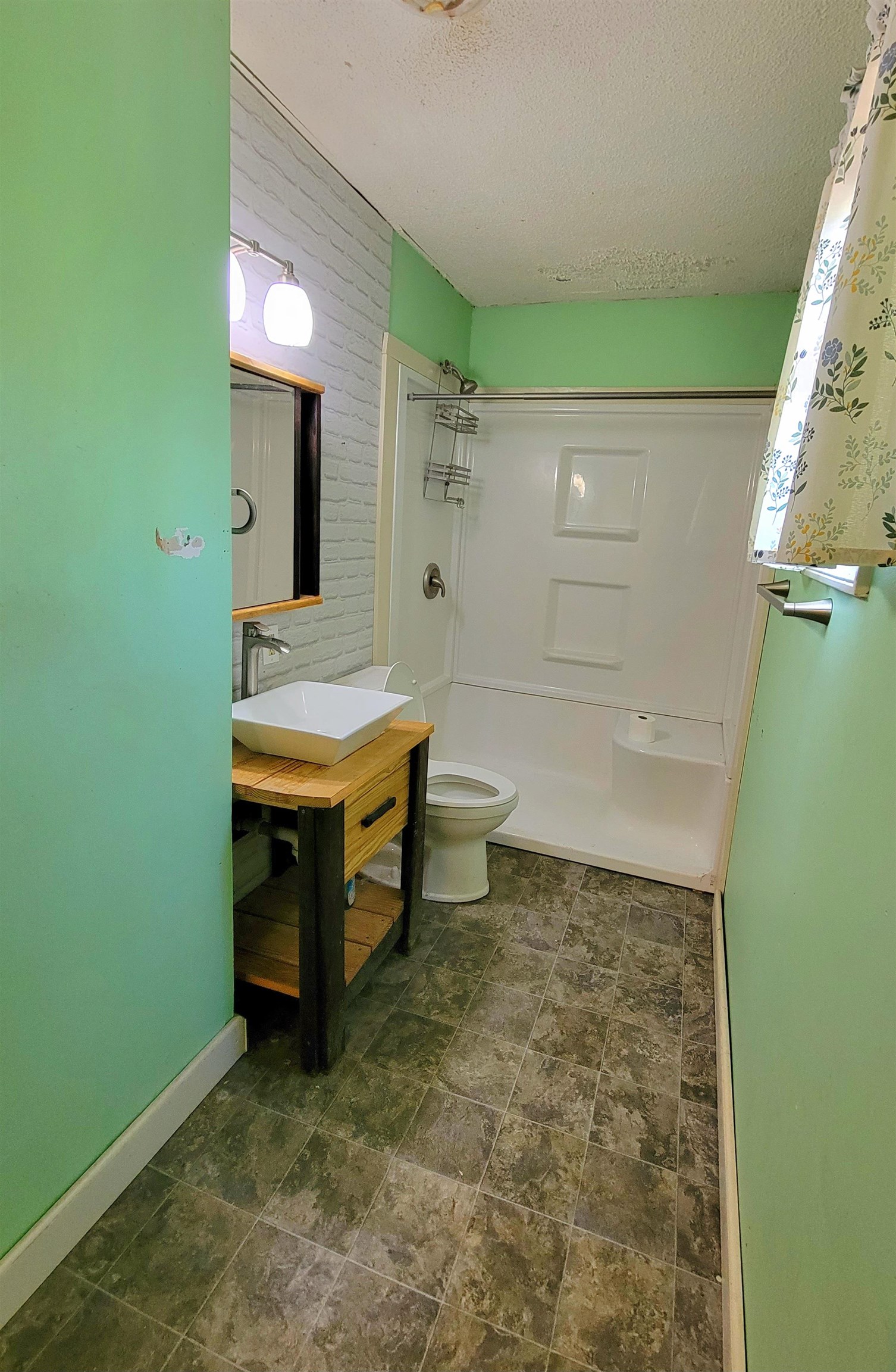 441 Church St, Hartford, Kentucky 42347, 3 Bedrooms Bedrooms, ,2 BathroomsBathrooms,Single Family Residence,For Sale,Church St,91967