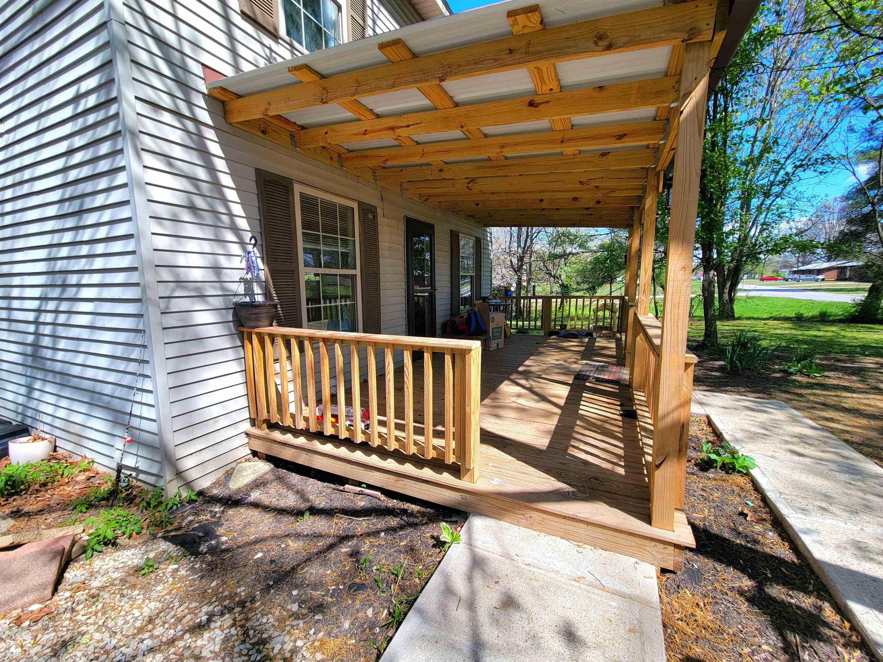 441 Church St, Hartford, Kentucky 42347, 3 Bedrooms Bedrooms, ,2 BathroomsBathrooms,Single Family Residence,For Sale,Church St,91967