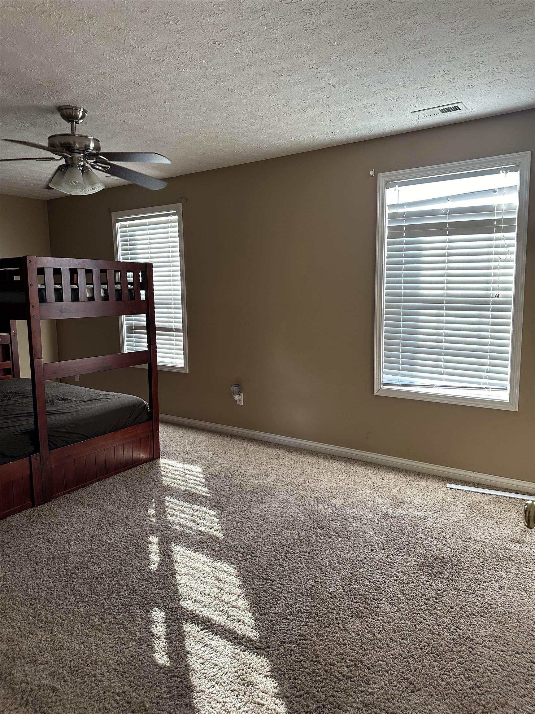 4501 Reserve Way, Owensboro, Kentucky 42303, 4 Bedrooms Bedrooms, ,2 BathroomsBathrooms,Single Family Residence,For Sale,Reserve Way,91969