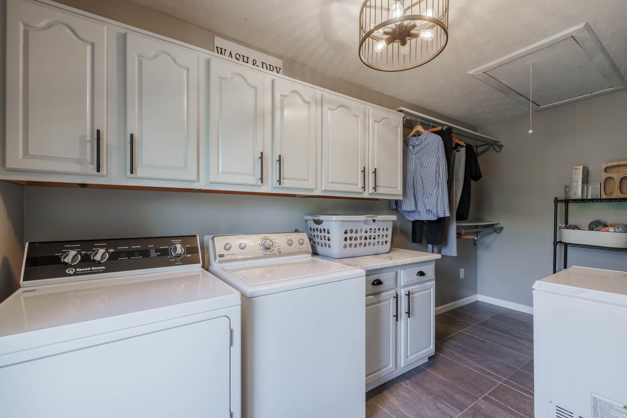 225 John Richard Lane, Hawesville, Kentucky 42348, 3 Bedrooms Bedrooms, ,3 BathroomsBathrooms,Single Family Residence,For Sale,John Richard Lane,91970