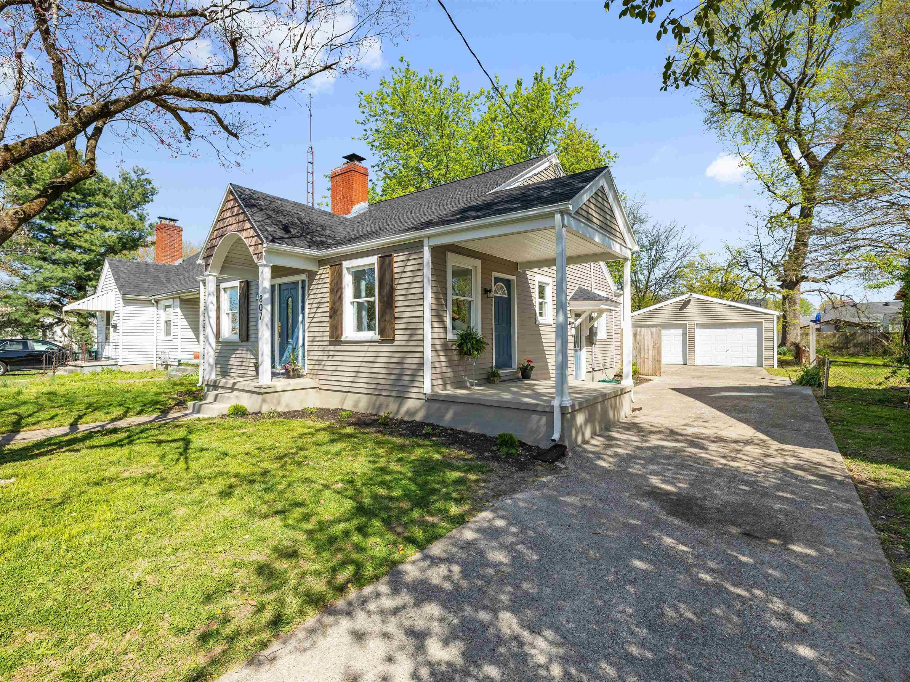 807 East 21st, Owensboro, Kentucky 42303, 3 Bedrooms Bedrooms, ,2 BathroomsBathrooms,Single Family Residence,For Sale,East 21st,91971