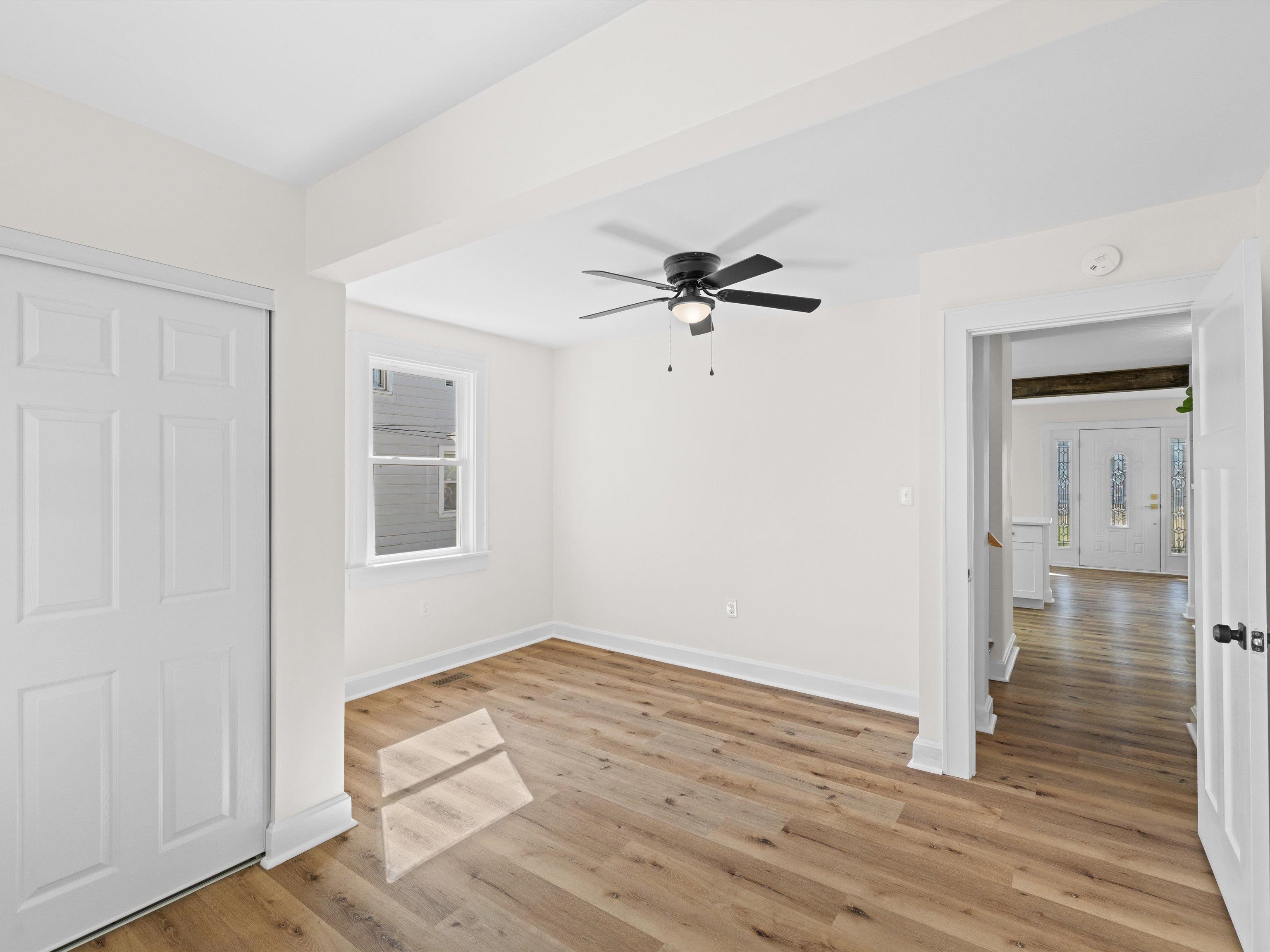 807 East 21st, Owensboro, Kentucky 42303, 3 Bedrooms Bedrooms, ,2 BathroomsBathrooms,Single Family Residence,For Sale,East 21st,91971