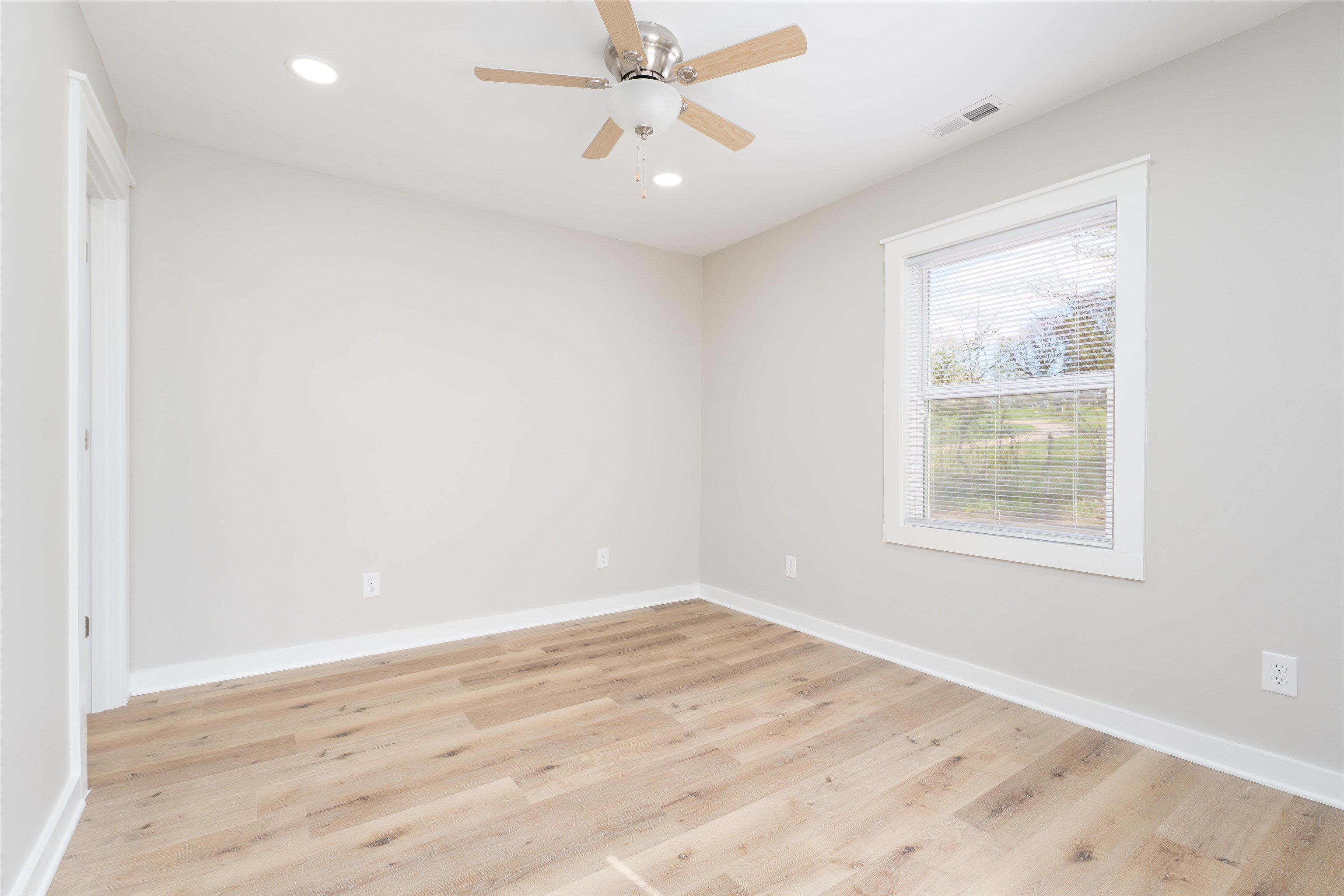 2001 Stonewall Court, Owensboro, Kentucky 42303, 2 Bedrooms Bedrooms, ,2 BathroomsBathrooms,Single Family Residence,For Sale,Stonewall Court,91972