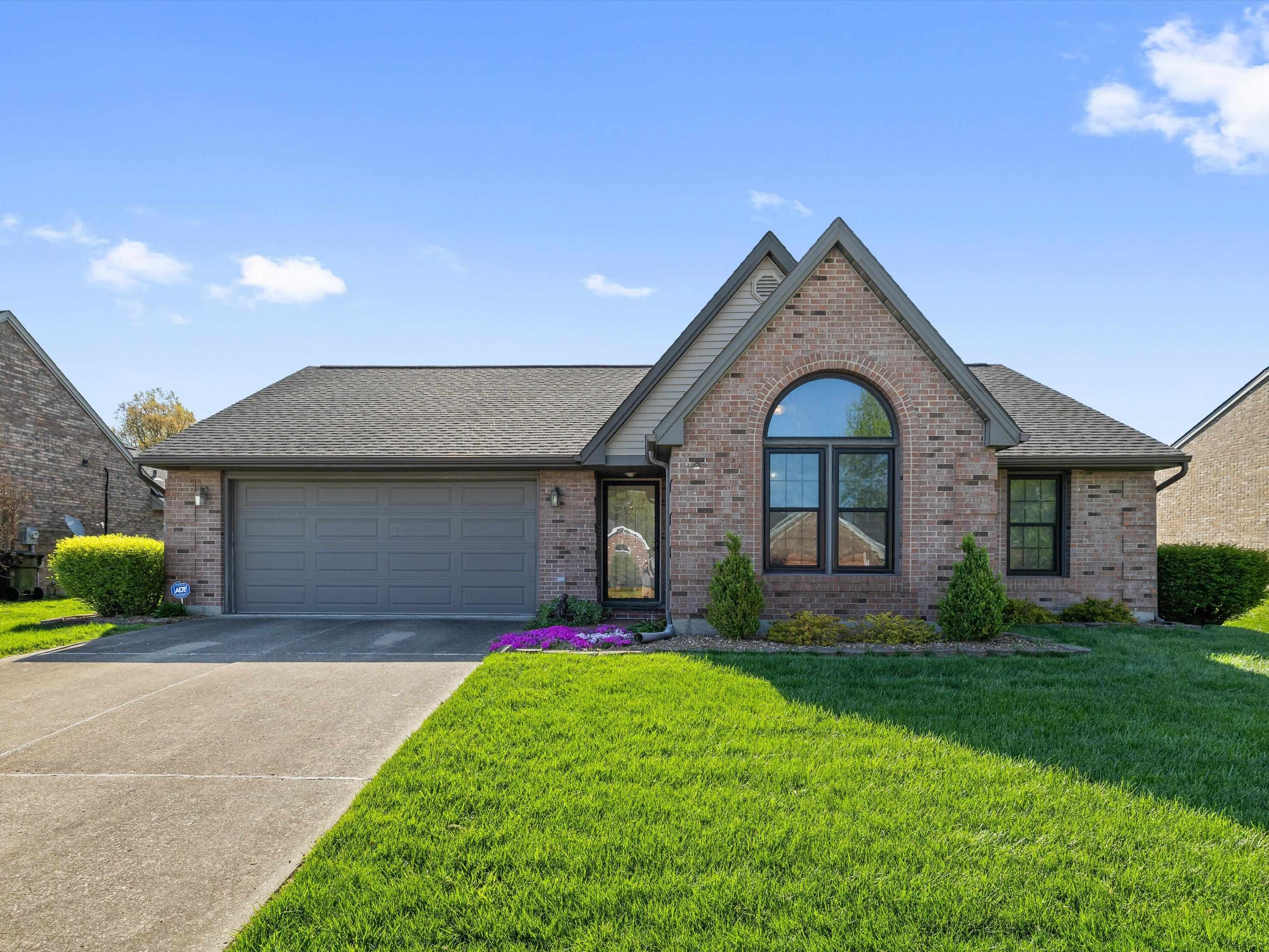 2330 Southeastern Parkway, Owensboro, Kentucky 42303, 3 Bedrooms Bedrooms, ,2 BathroomsBathrooms,Single Family Residence,For Sale,Southeastern Parkway,91976