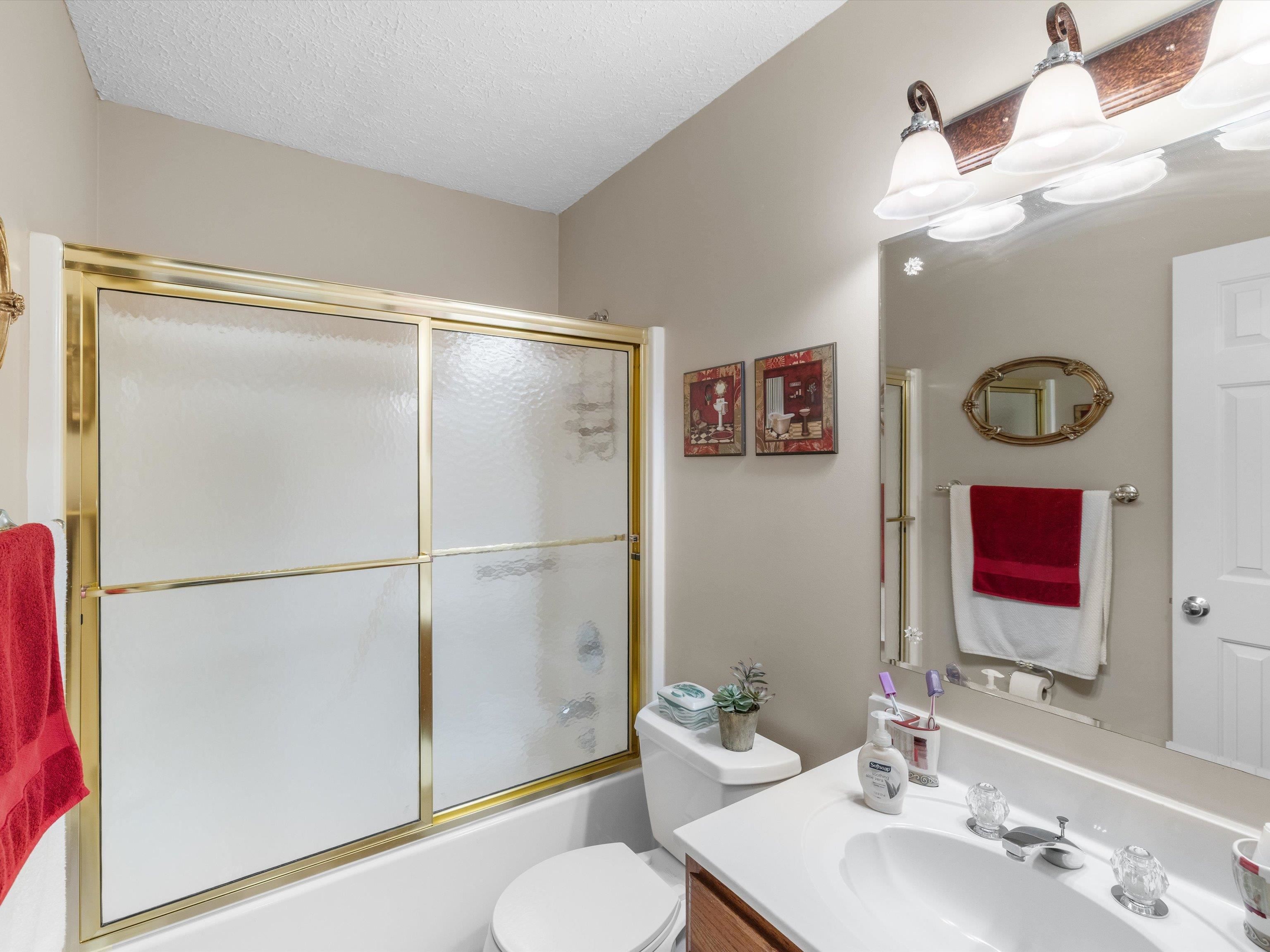 2330 Southeastern Parkway, Owensboro, Kentucky 42303, 3 Bedrooms Bedrooms, ,2 BathroomsBathrooms,Single Family Residence,For Sale,Southeastern Parkway,91976