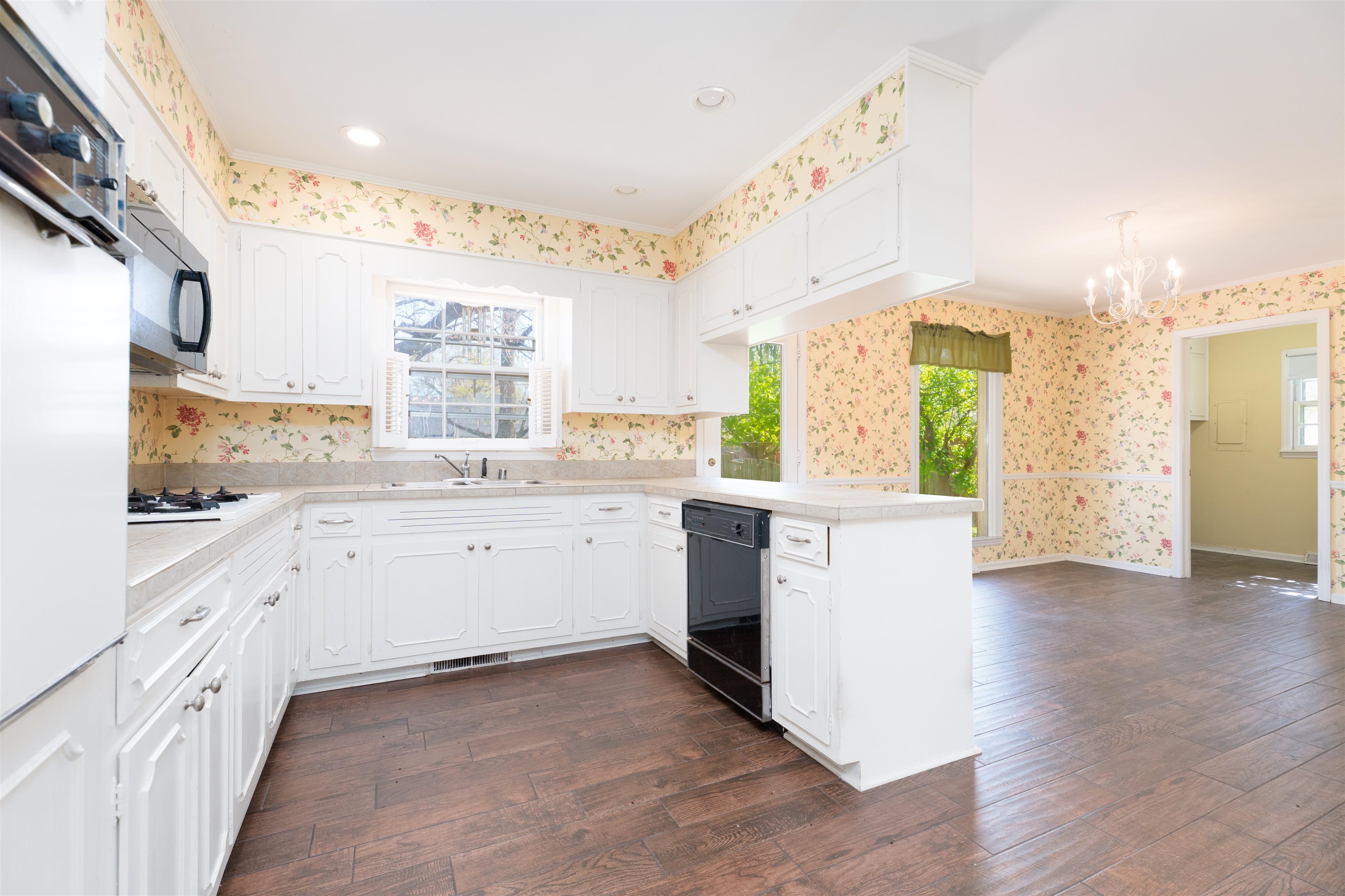 1516 Avon Place, Owensboro, Kentucky 42301, 3 Bedrooms Bedrooms, ,2 BathroomsBathrooms,Single Family Residence,For Sale,Avon Place,91978