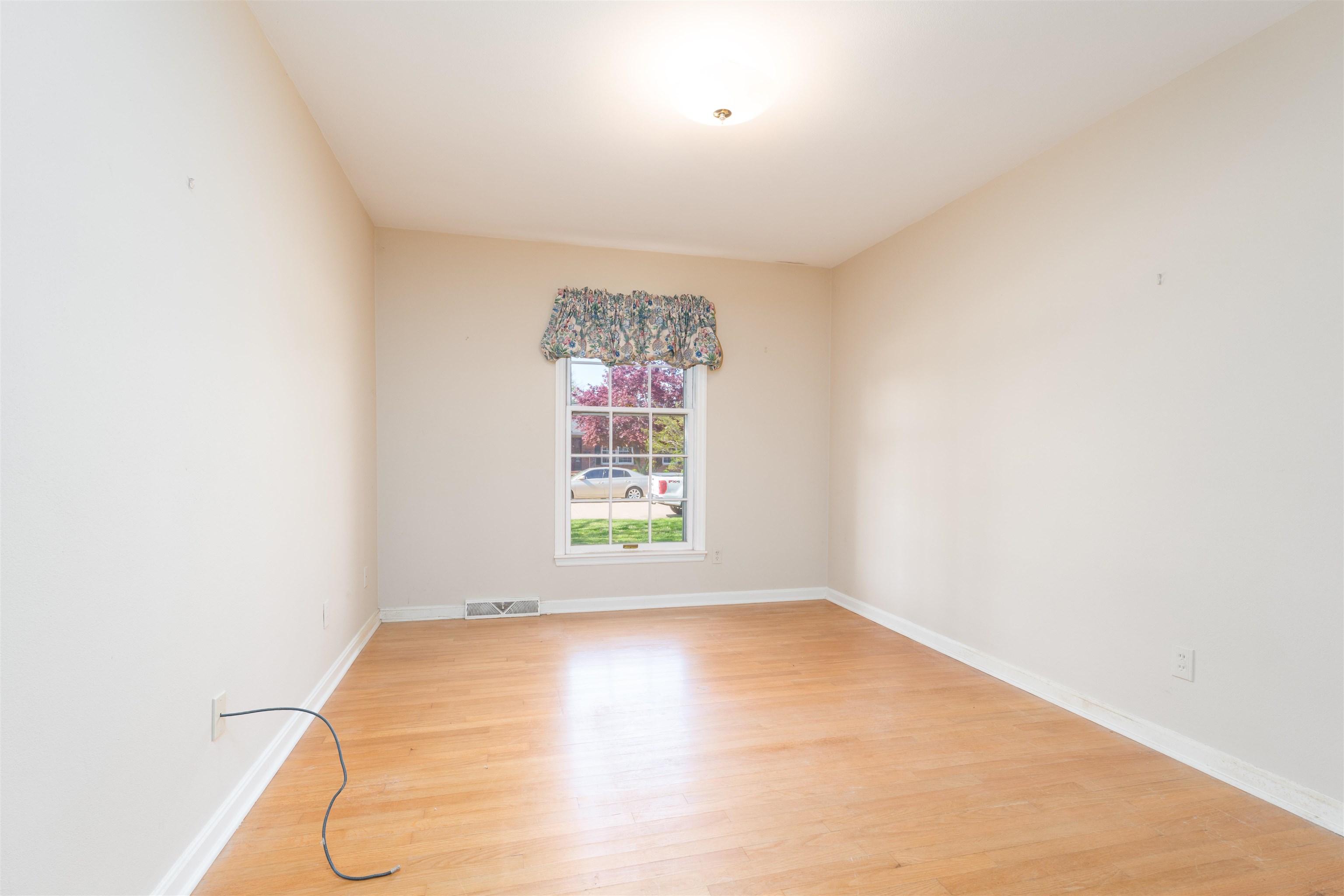 1516 Avon Place, Owensboro, Kentucky 42301, 3 Bedrooms Bedrooms, ,2 BathroomsBathrooms,Single Family Residence,For Sale,Avon Place,91978