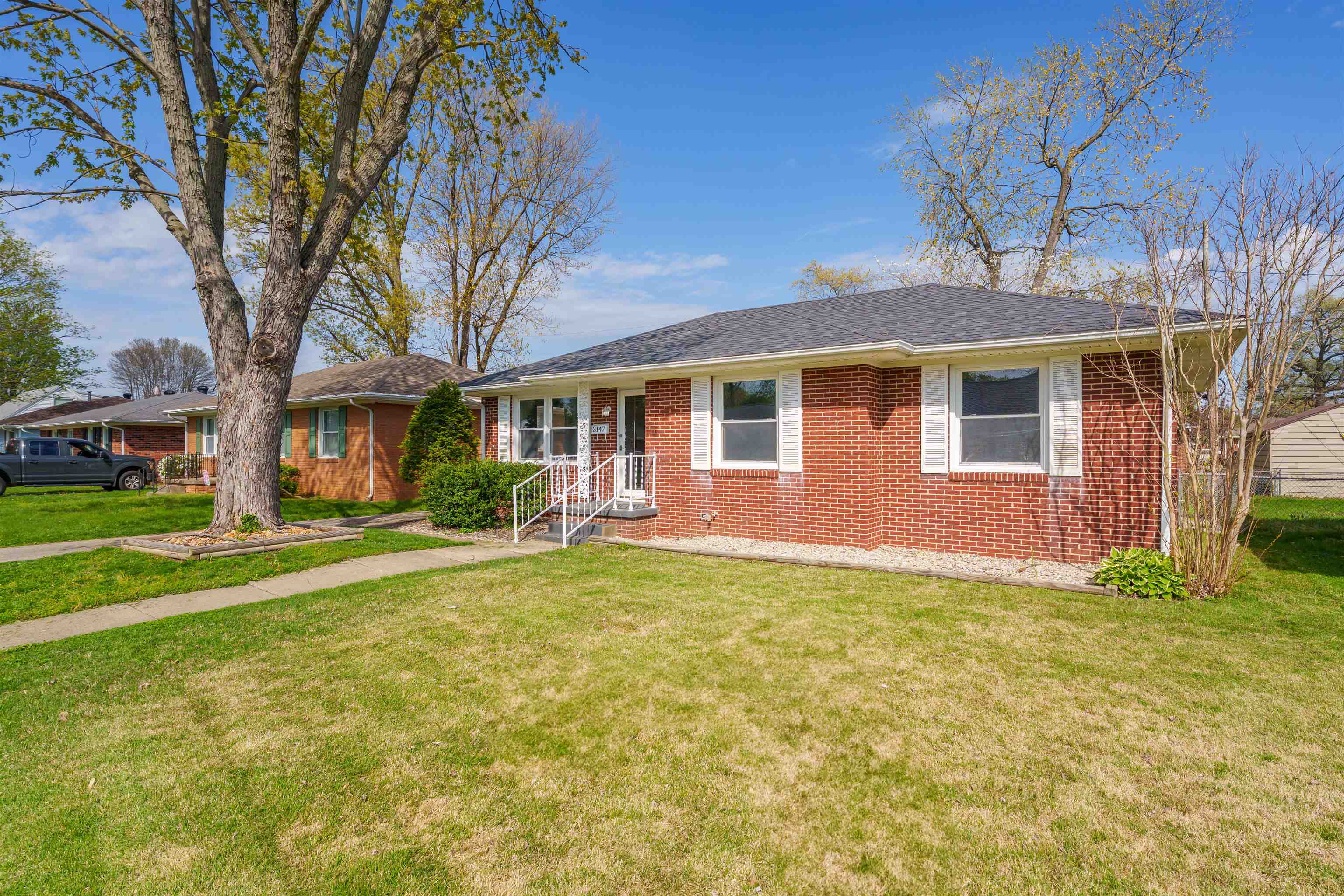 3147 Allen Street, Owensboro, Kentucky 42303, 3 Bedrooms Bedrooms, ,1 BathroomBathrooms,Single Family Residence,For Sale,Allen Street,91979