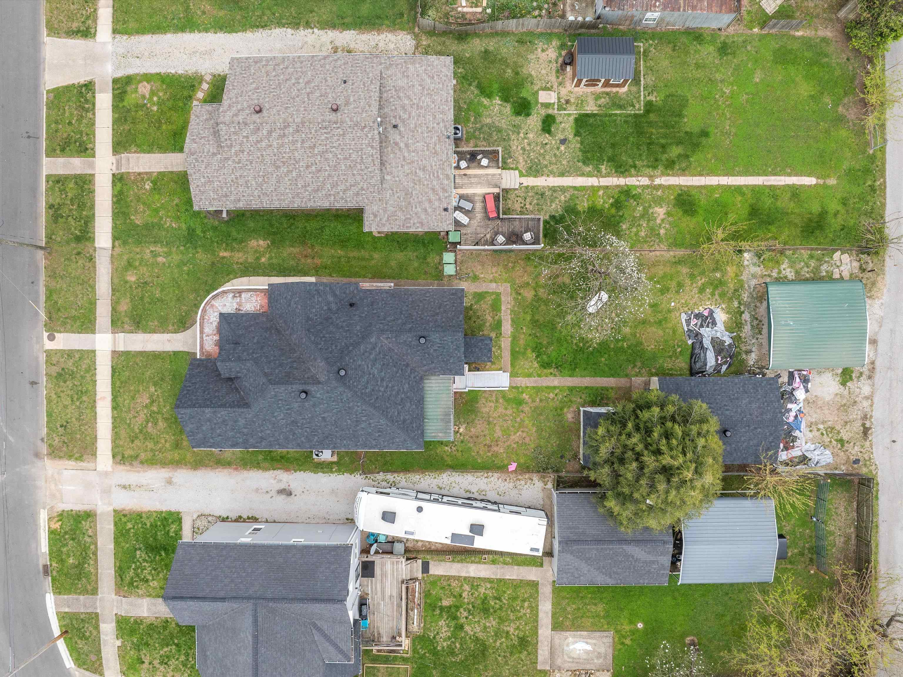 1208 3rd St, Owensboro, Kentucky 42301, 3 Bedrooms Bedrooms, ,1 BathroomBathrooms,Single Family Residence,For Sale,3rd St,91981