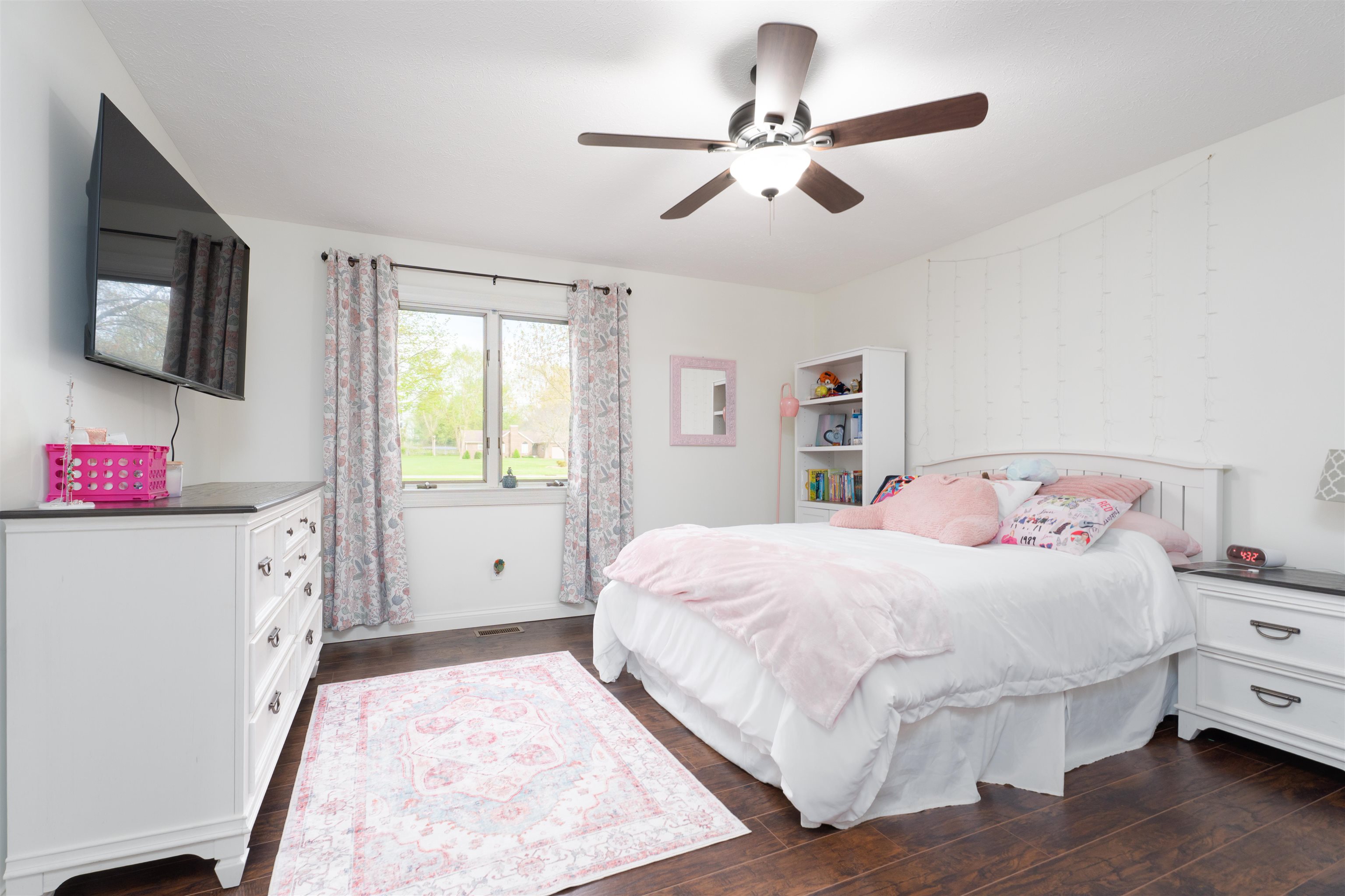 2708 Chatham Lane, Owensboro, Kentucky 42303, 4 Bedrooms Bedrooms, ,2 BathroomsBathrooms,Single Family Residence,For Sale,Chatham Lane,91982