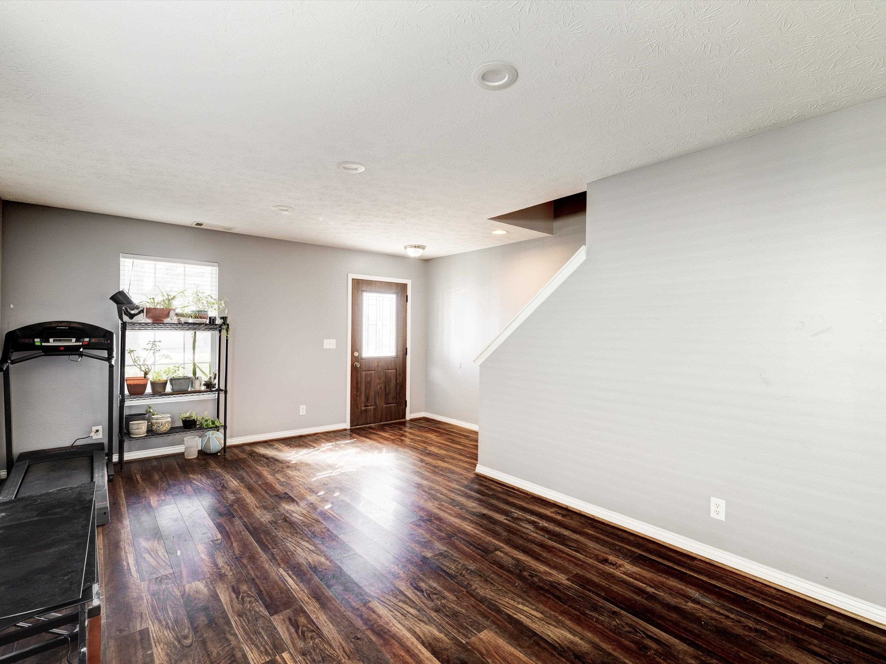 2225 Summer Walk, Owensboro, Kentucky 42303, 3 Bedrooms Bedrooms, ,2 BathroomsBathrooms,Single Family Residence,For Sale,Summer Walk,91984