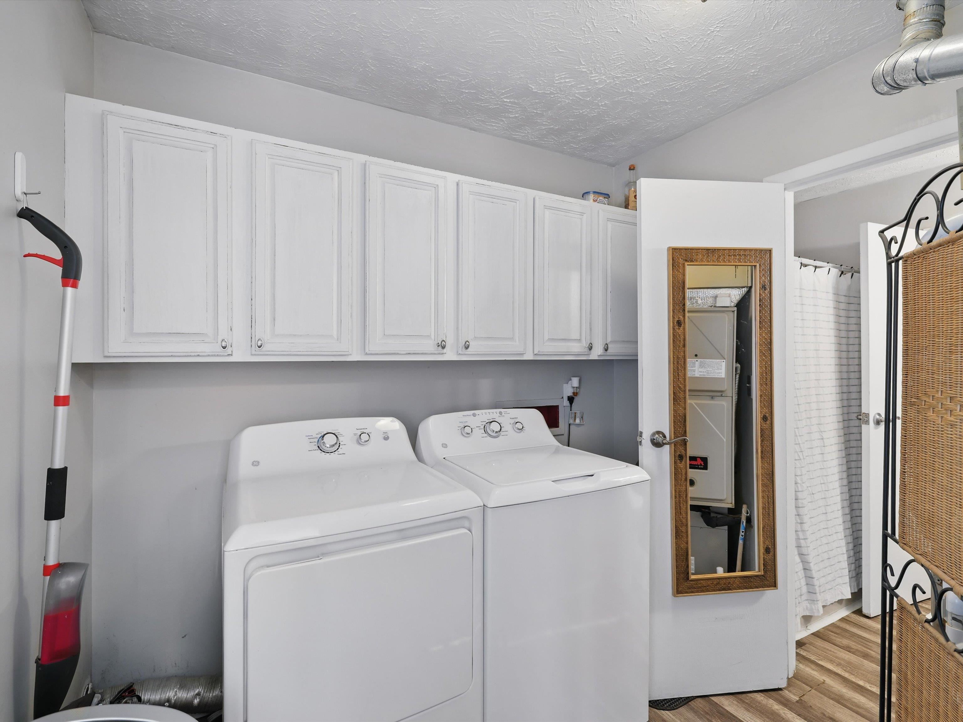 6155 Sutter Loop E, Owensboro, Kentucky 42303, 3 Bedrooms Bedrooms, ,1 BathroomBathrooms,Single Family Residence,For Sale,Sutter Loop E,91986