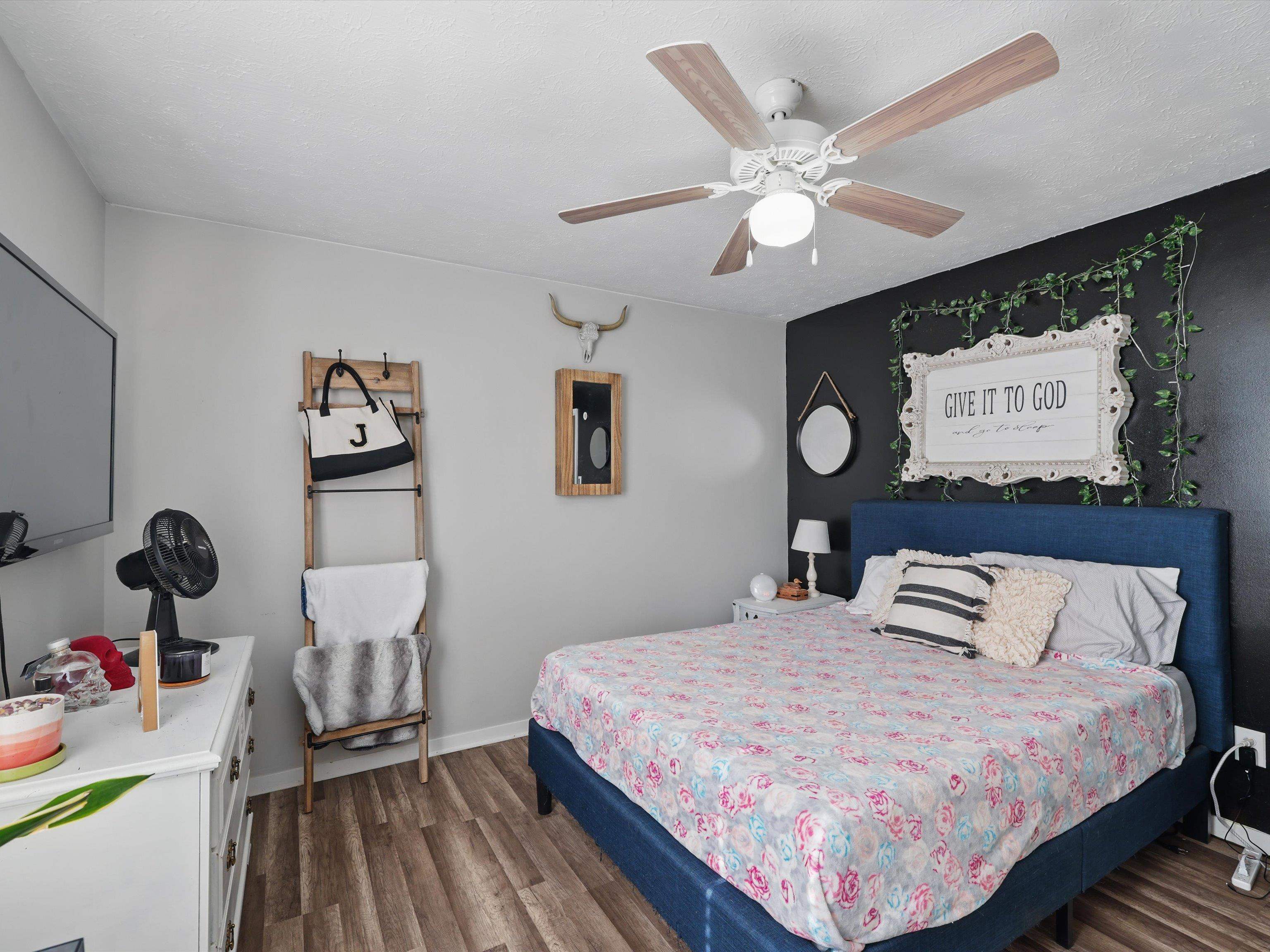 6155 Sutter Loop E, Owensboro, Kentucky 42303, 3 Bedrooms Bedrooms, ,1 BathroomBathrooms,Single Family Residence,For Sale,Sutter Loop E,91986