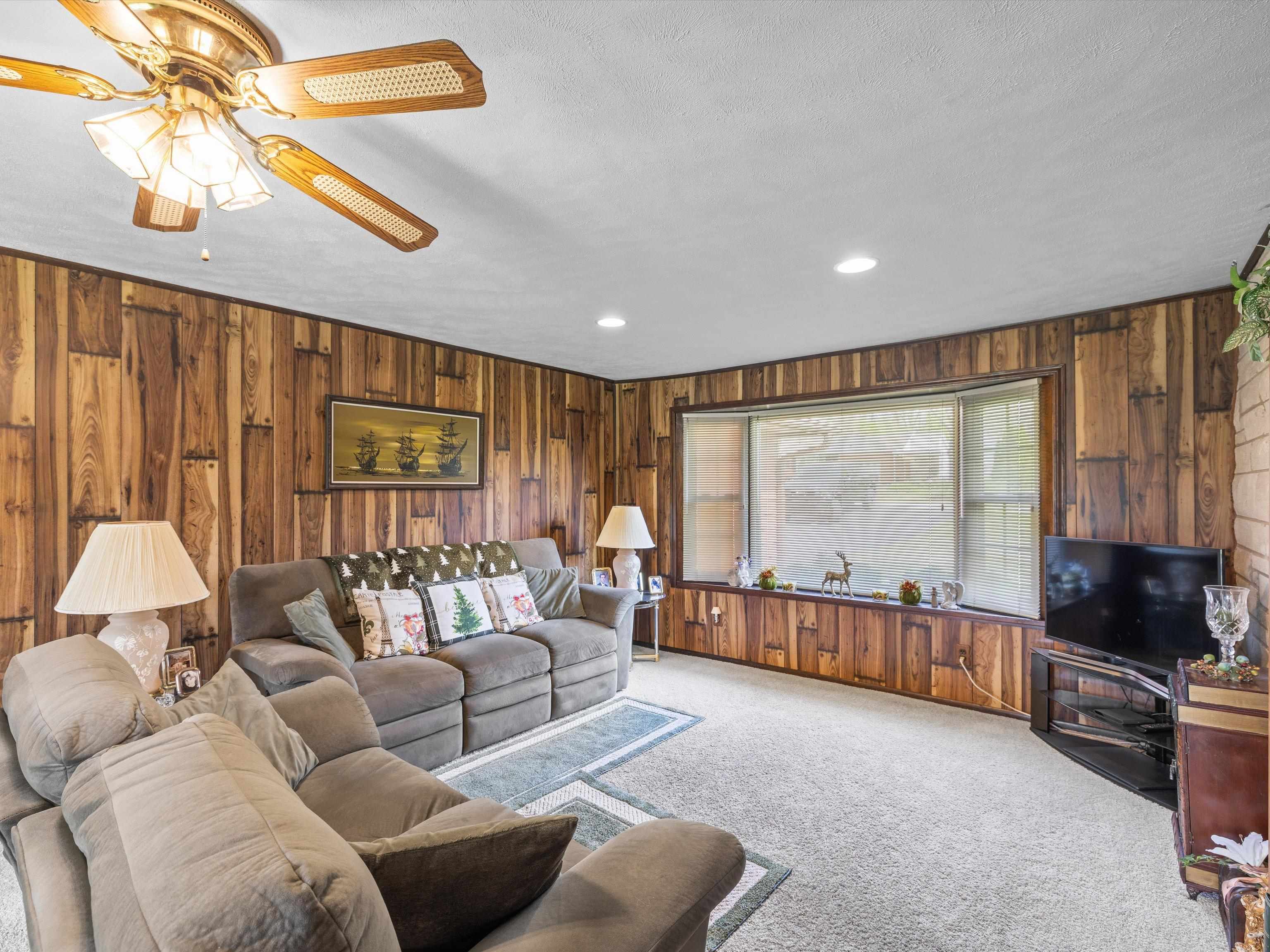 4714 Doe Run, Owensboro, Kentucky 42303, 3 Bedrooms Bedrooms, ,1 BathroomBathrooms,Single Family Residence,For Sale,Doe Run,91988