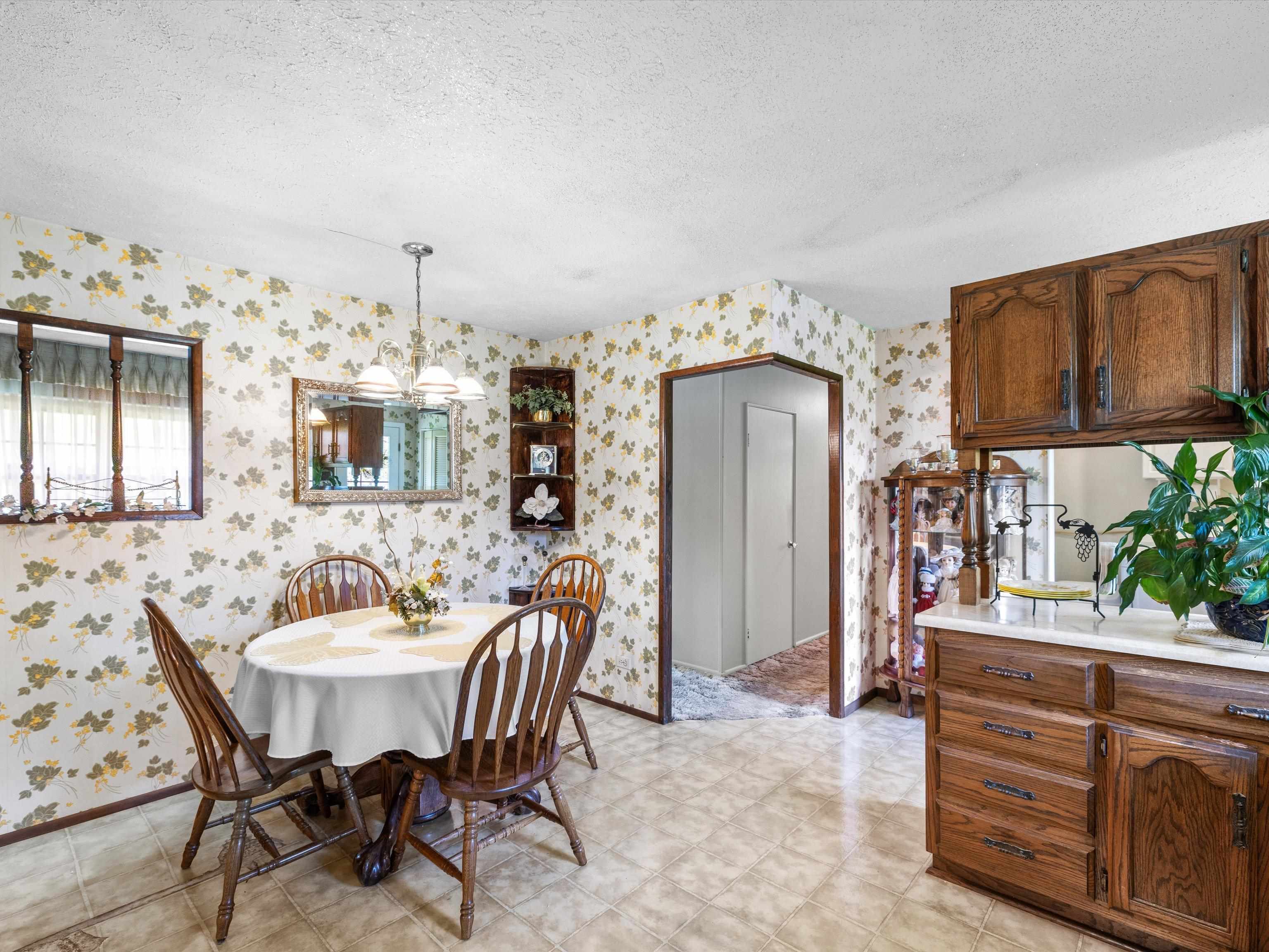 4714 Doe Run, Owensboro, Kentucky 42303, 3 Bedrooms Bedrooms, ,1 BathroomBathrooms,Single Family Residence,For Sale,Doe Run,91988