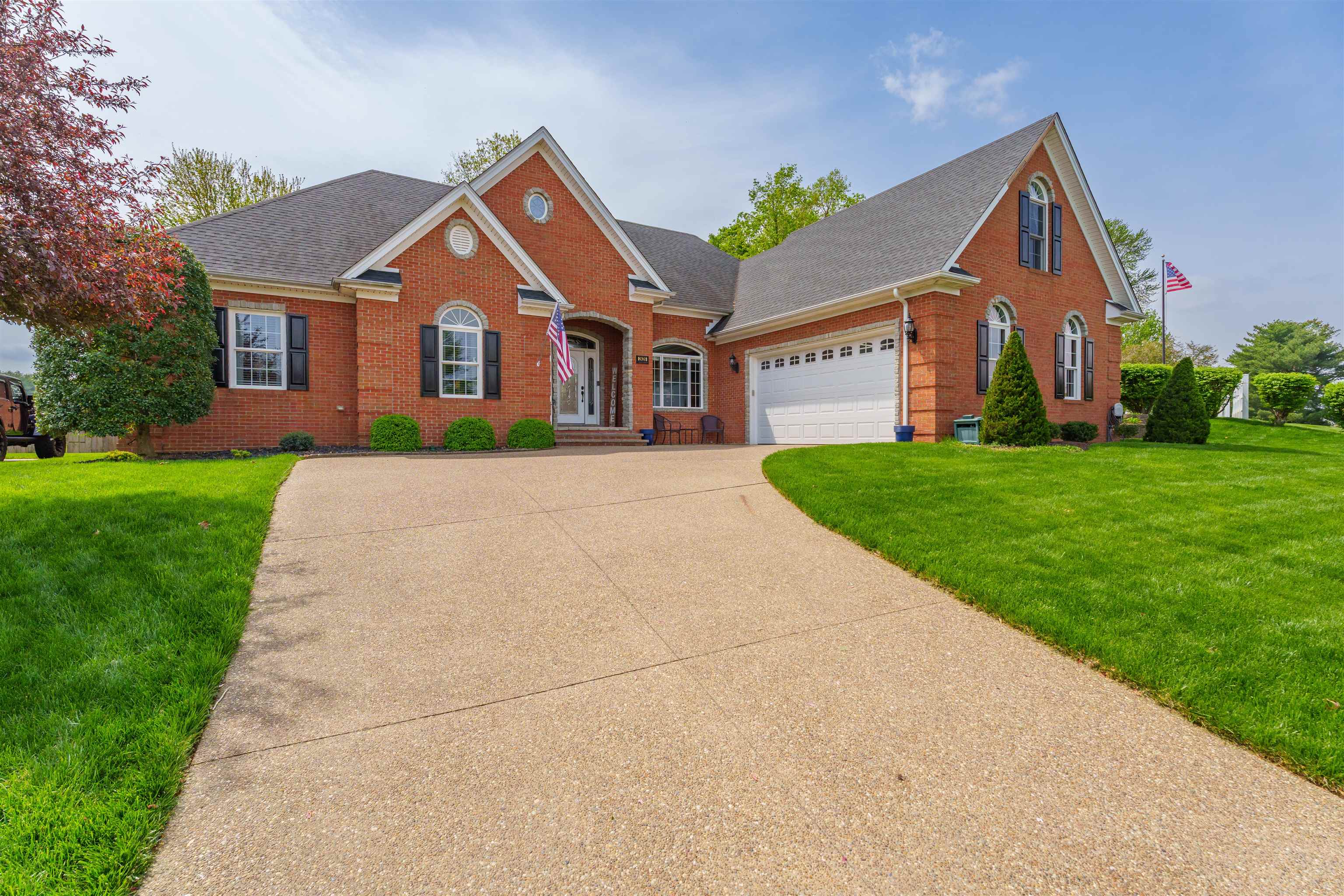 2426 Littlebrook Trail, Owensboro, Kentucky 42303, 3 Bedrooms Bedrooms, ,2 BathroomsBathrooms,Single Family Residence,For Sale,Littlebrook Trail,91996