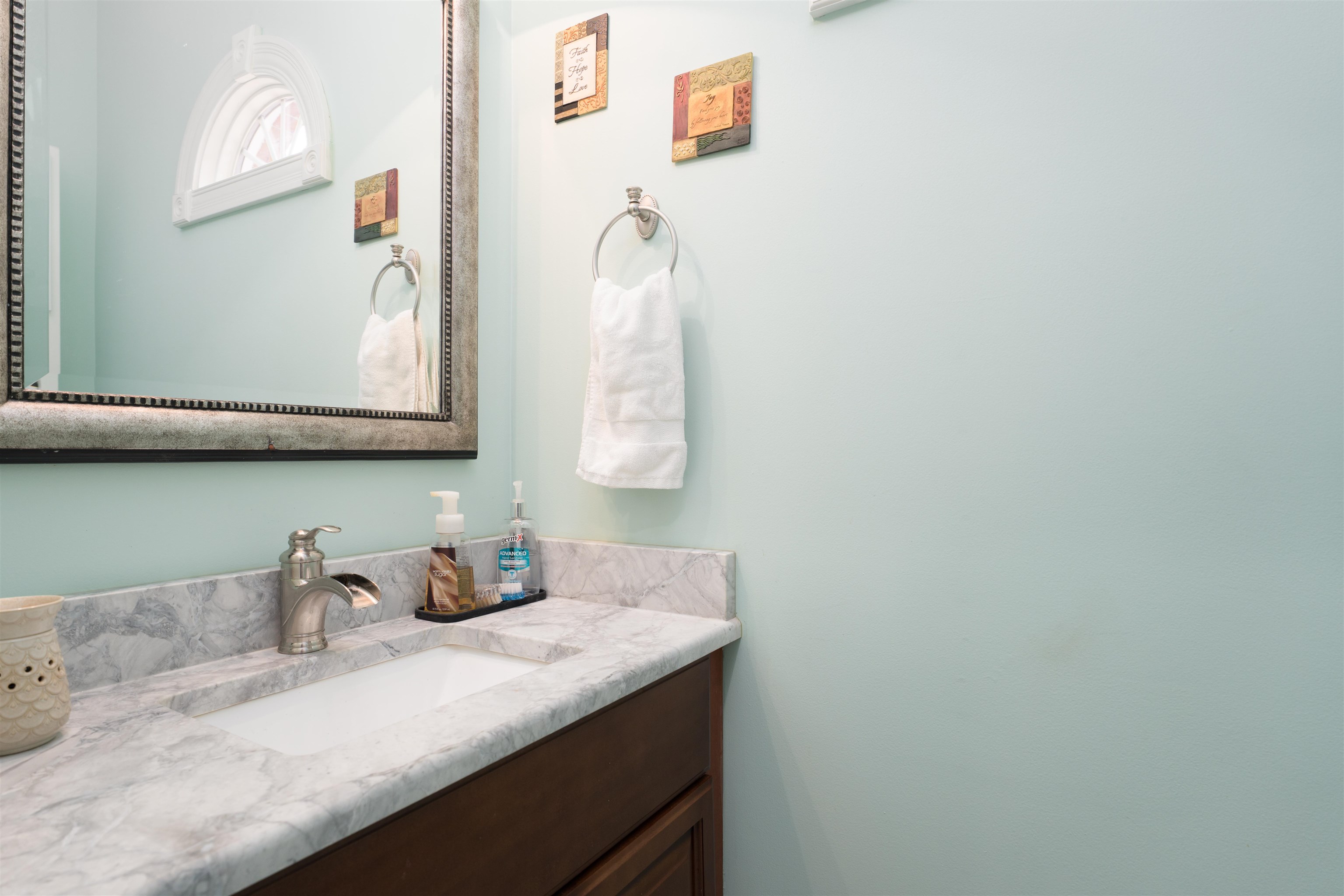 2426 Littlebrook Trail, Owensboro, Kentucky 42303, 3 Bedrooms Bedrooms, ,2 BathroomsBathrooms,Single Family Residence,For Sale,Littlebrook Trail,91996