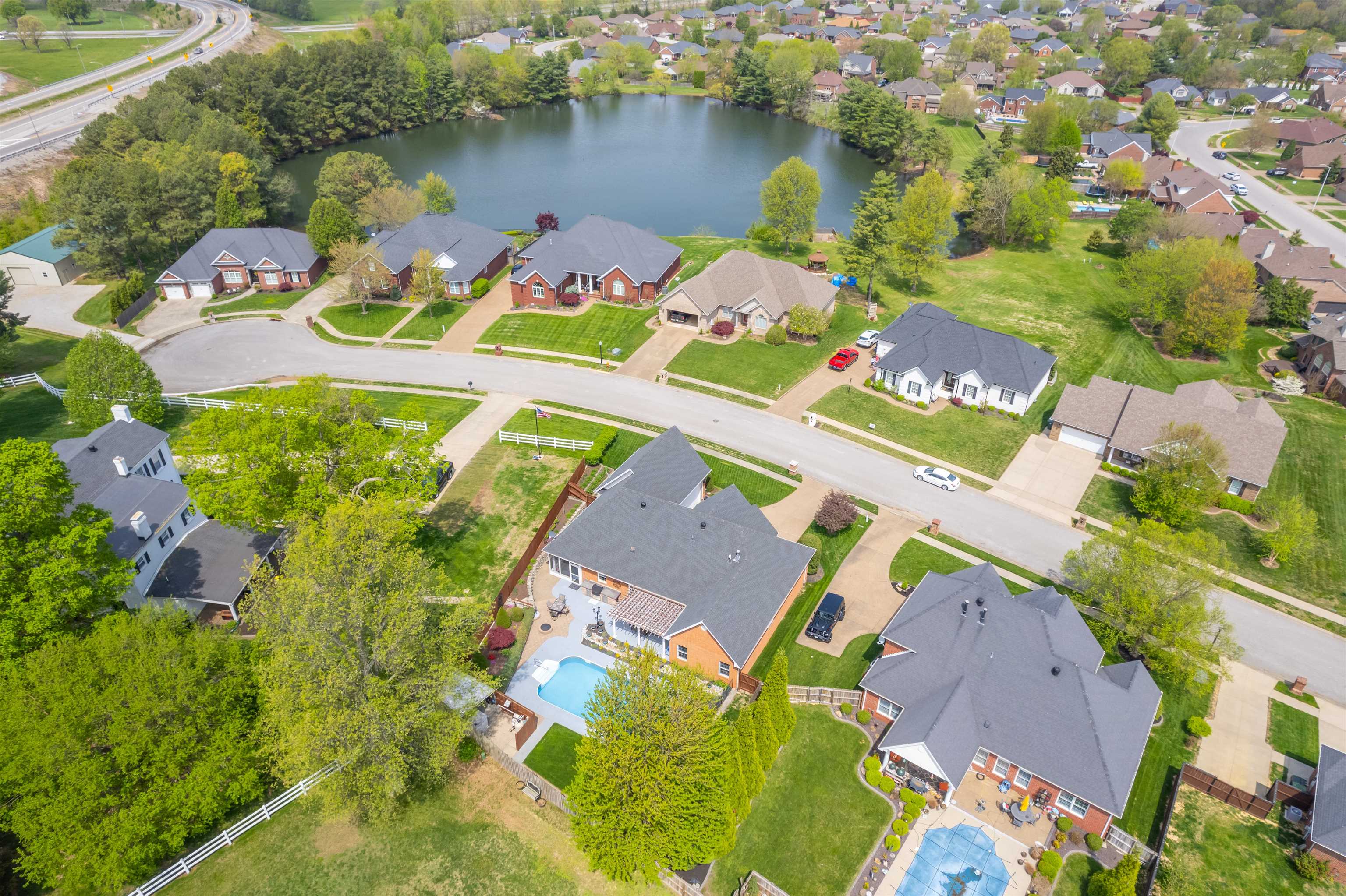 2426 Littlebrook Trail, Owensboro, Kentucky 42303, 3 Bedrooms Bedrooms, ,2 BathroomsBathrooms,Single Family Residence,For Sale,Littlebrook Trail,91996