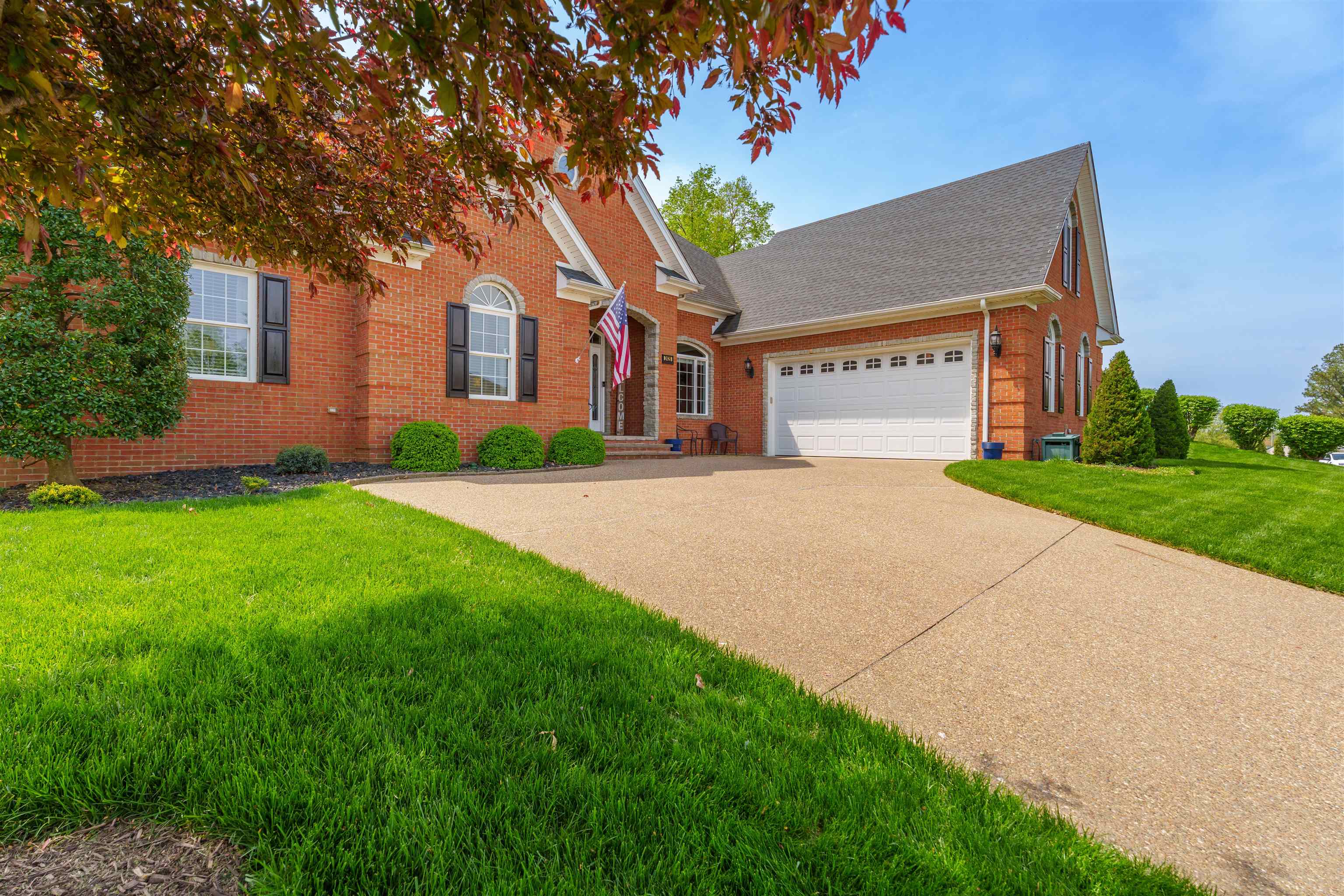 2426 Littlebrook Trail, Owensboro, Kentucky 42303, 3 Bedrooms Bedrooms, ,2 BathroomsBathrooms,Single Family Residence,For Sale,Littlebrook Trail,91996