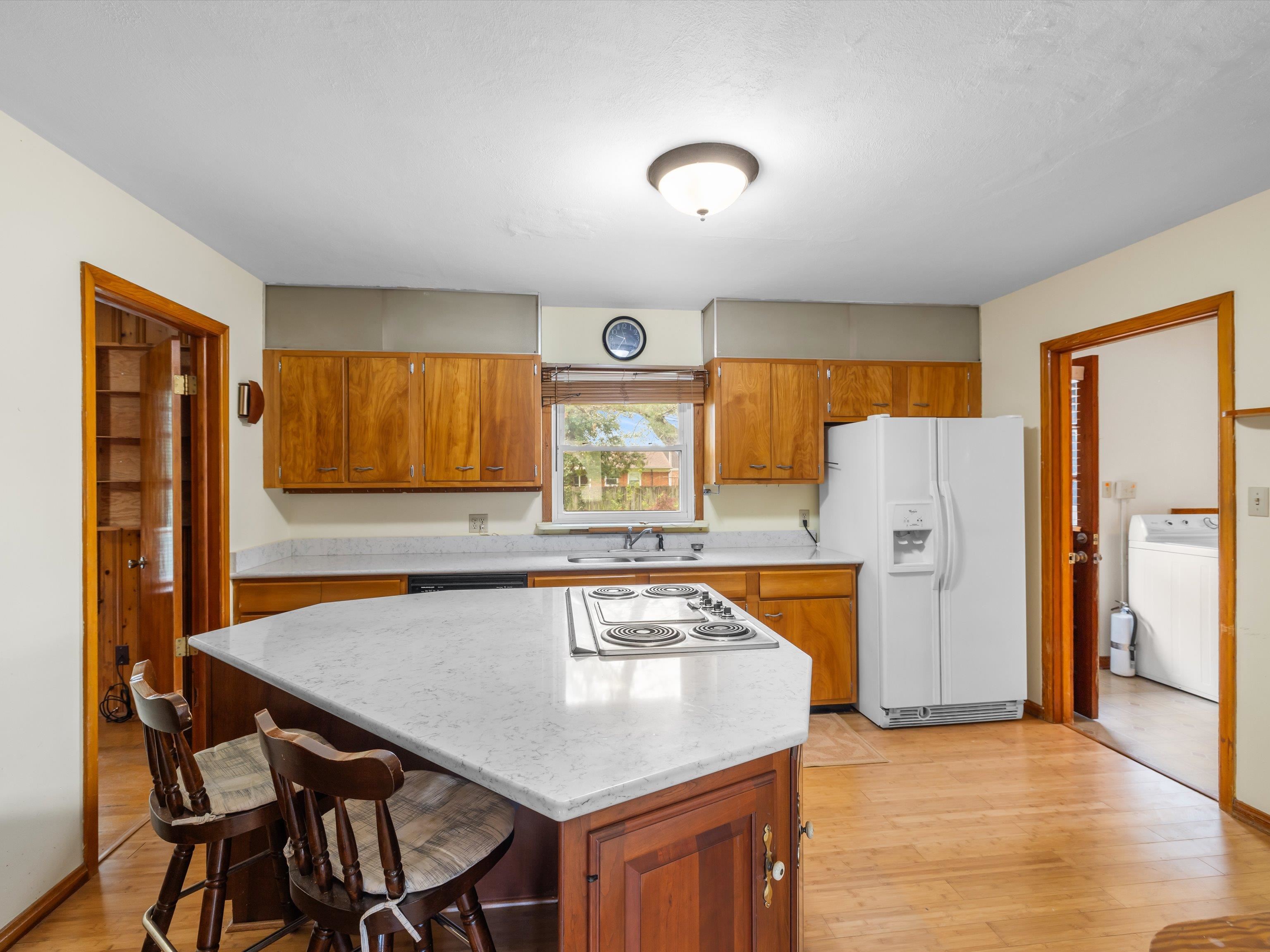 1742 Mohawk Dr, Owensboro, Kentucky 42301, 3 Bedrooms Bedrooms, ,1 BathroomBathrooms,Single Family Residence,For Sale,Mohawk Dr,91998