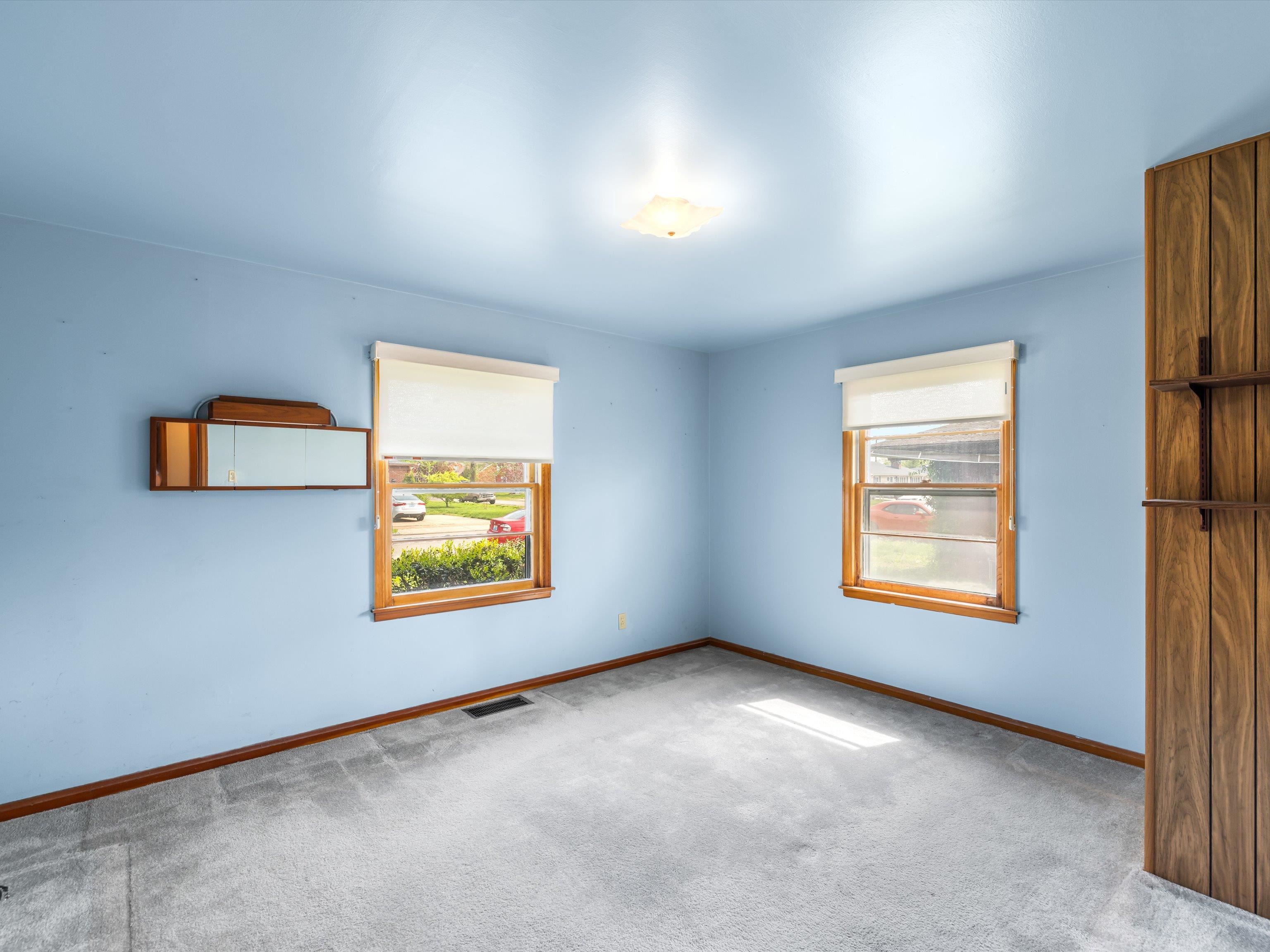 1742 Mohawk Dr, Owensboro, Kentucky 42301, 3 Bedrooms Bedrooms, ,1 BathroomBathrooms,Single Family Residence,For Sale,Mohawk Dr,91998