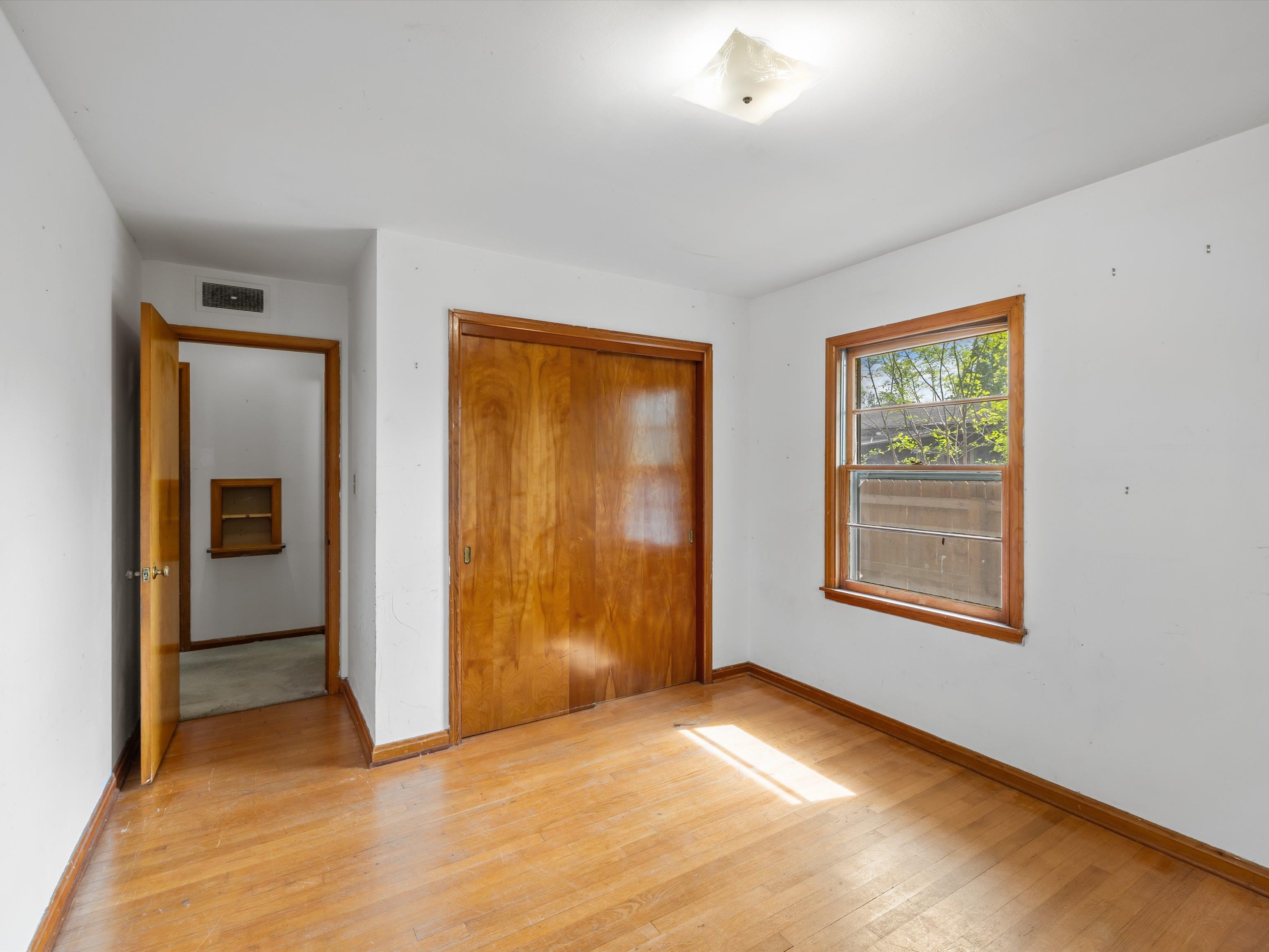 1742 Mohawk Dr, Owensboro, Kentucky 42301, 3 Bedrooms Bedrooms, ,1 BathroomBathrooms,Single Family Residence,For Sale,Mohawk Dr,91998