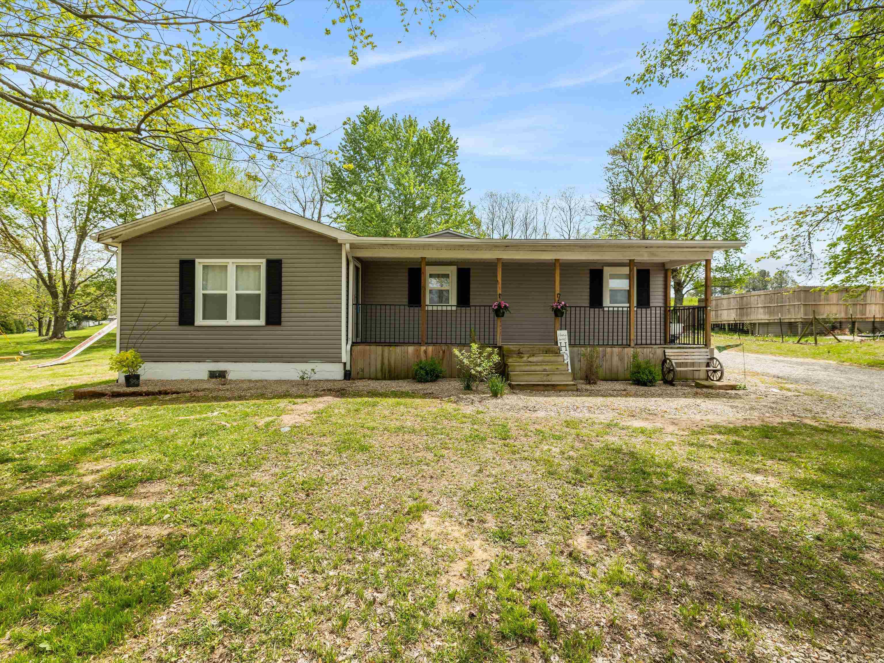 11418 Hwy 764, Whitesville, Kentucky 42378, 3 Bedrooms Bedrooms, ,1 BathroomBathrooms,Single Family Residence,For Sale,Hwy 764,92000