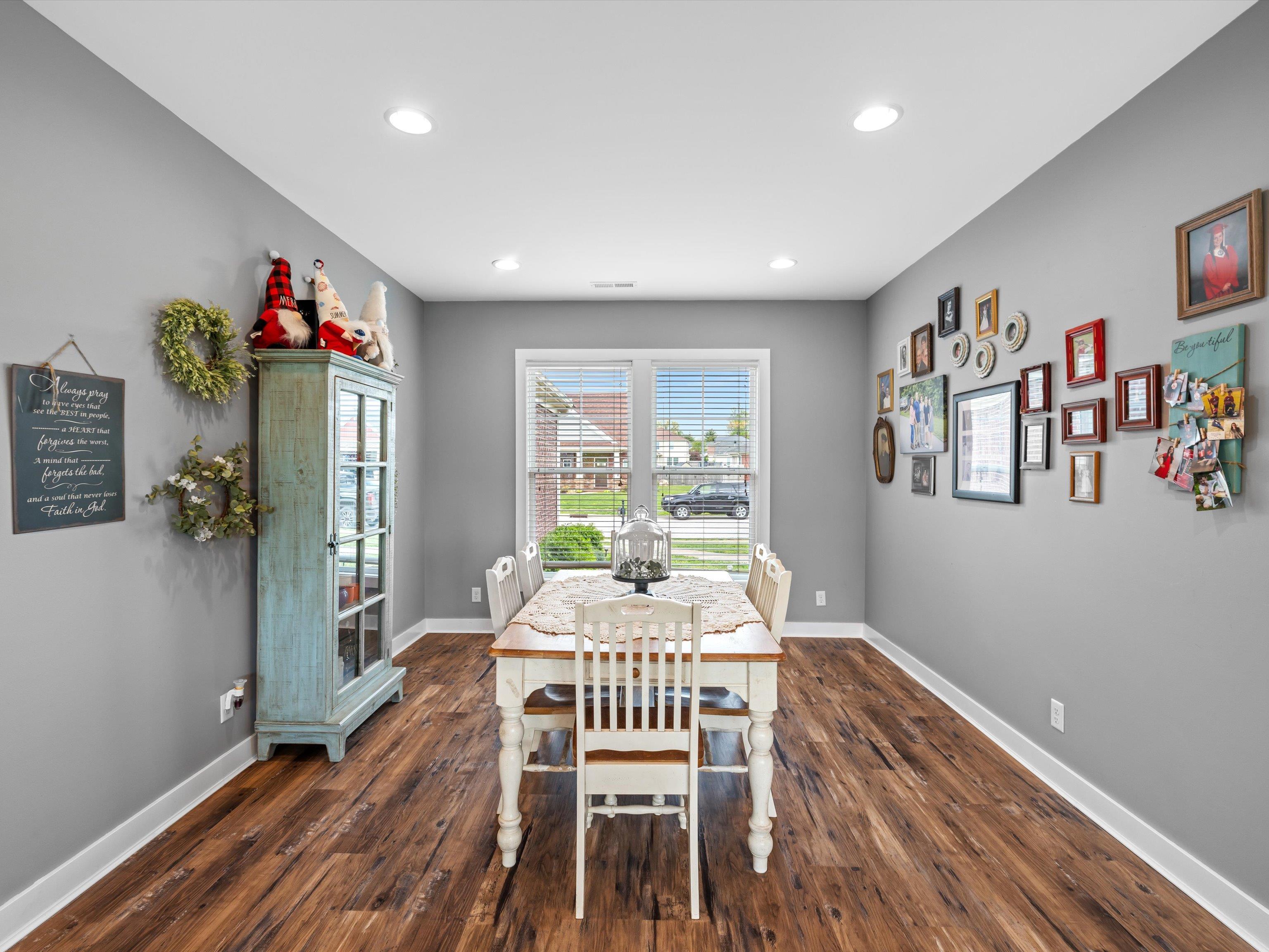 2236 Meadowhill Lane, Utica, Kentucky 42376, 3 Bedrooms Bedrooms, ,2 BathroomsBathrooms,Single Family Residence,For Sale,Meadowhill Lane,92001