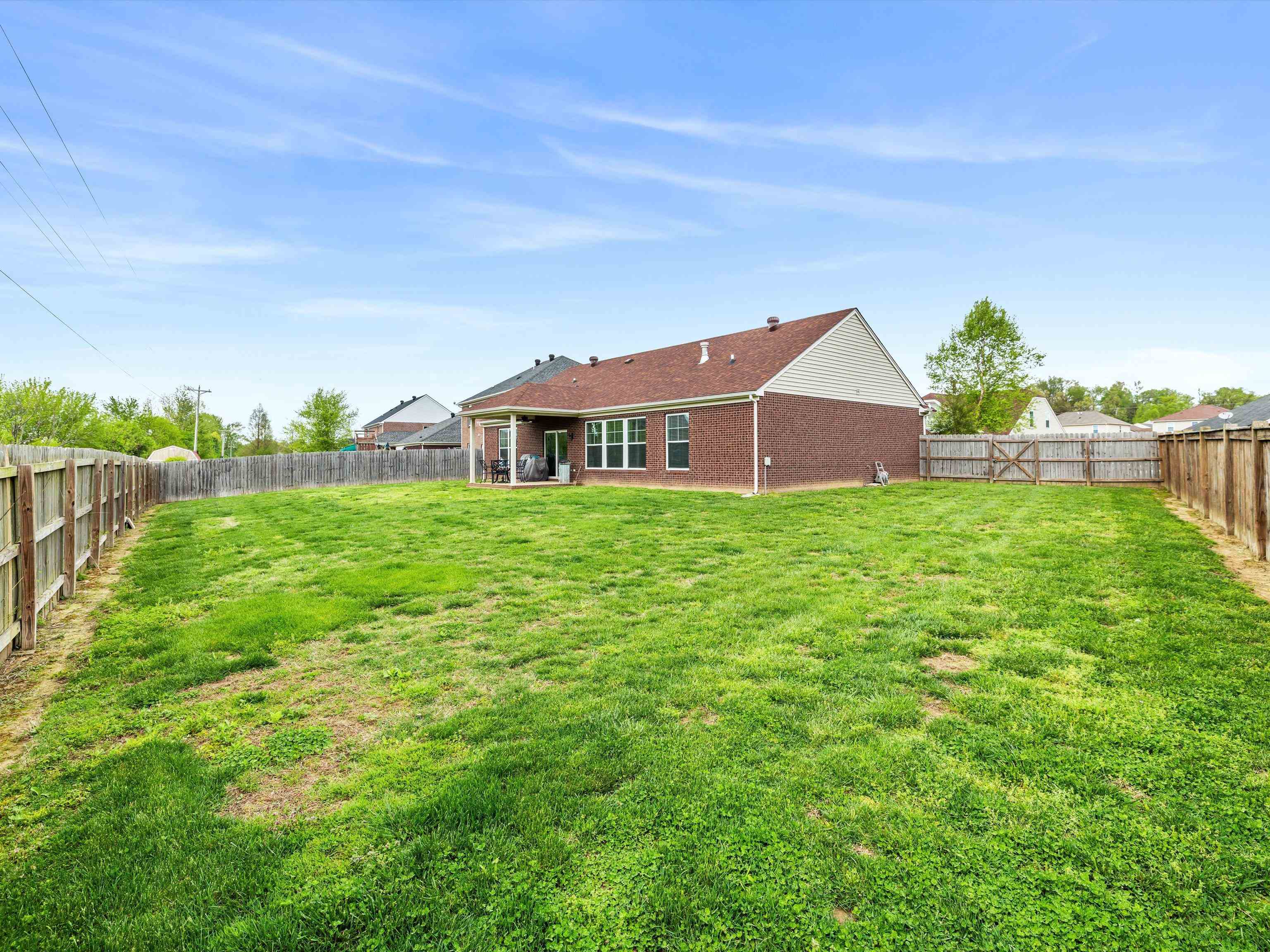 2236 Meadowhill Lane, Utica, Kentucky 42376, 3 Bedrooms Bedrooms, ,2 BathroomsBathrooms,Single Family Residence,For Sale,Meadowhill Lane,92001