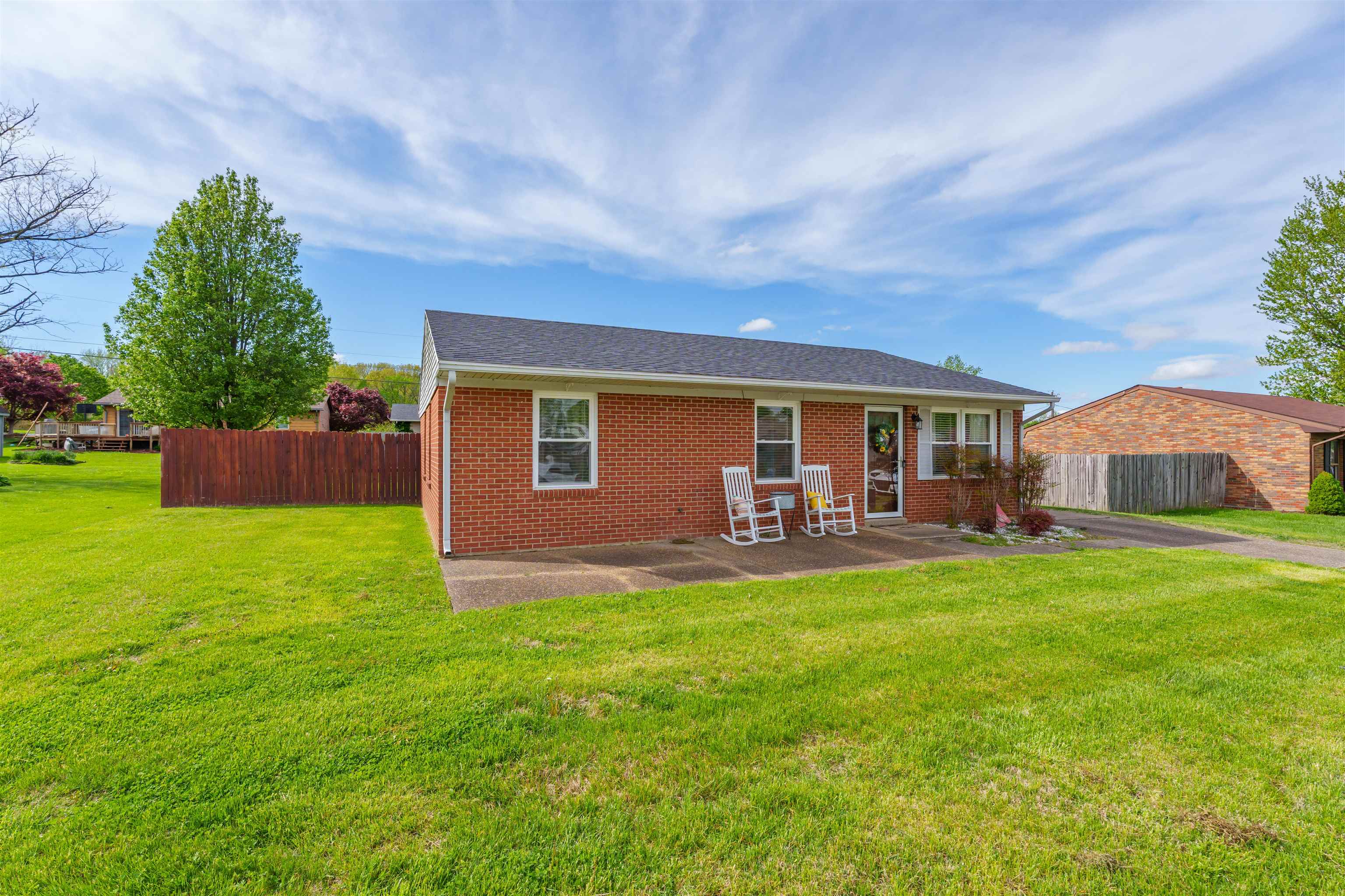 6144 Sutter Loop West, Owensboro, Kentucky 42303, 3 Bedrooms Bedrooms, ,1 BathroomBathrooms,Single Family Residence,For Sale,Sutter Loop West,92003